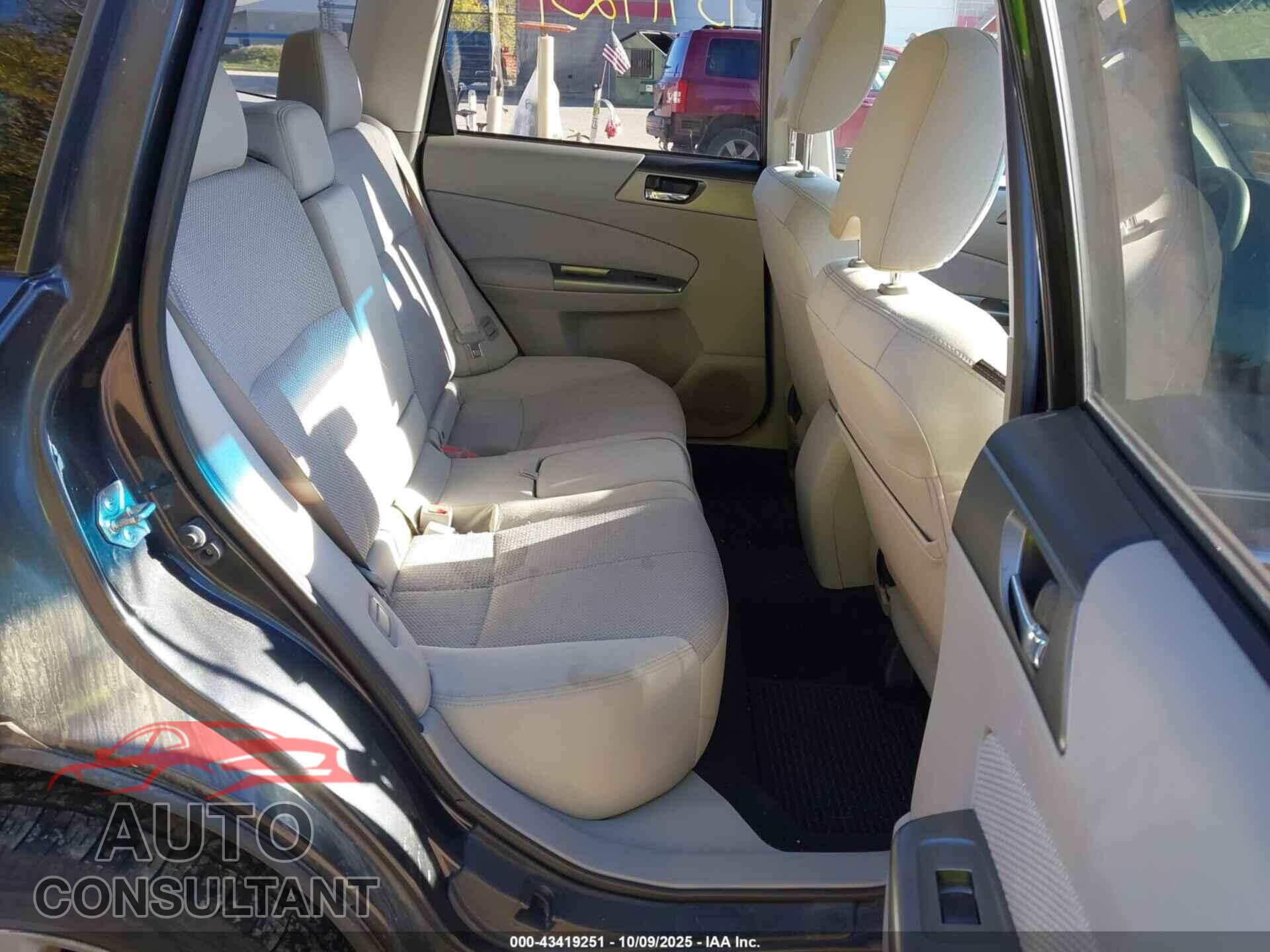 SUBARU FORESTER 2011 - JF2SHADC8BH783862