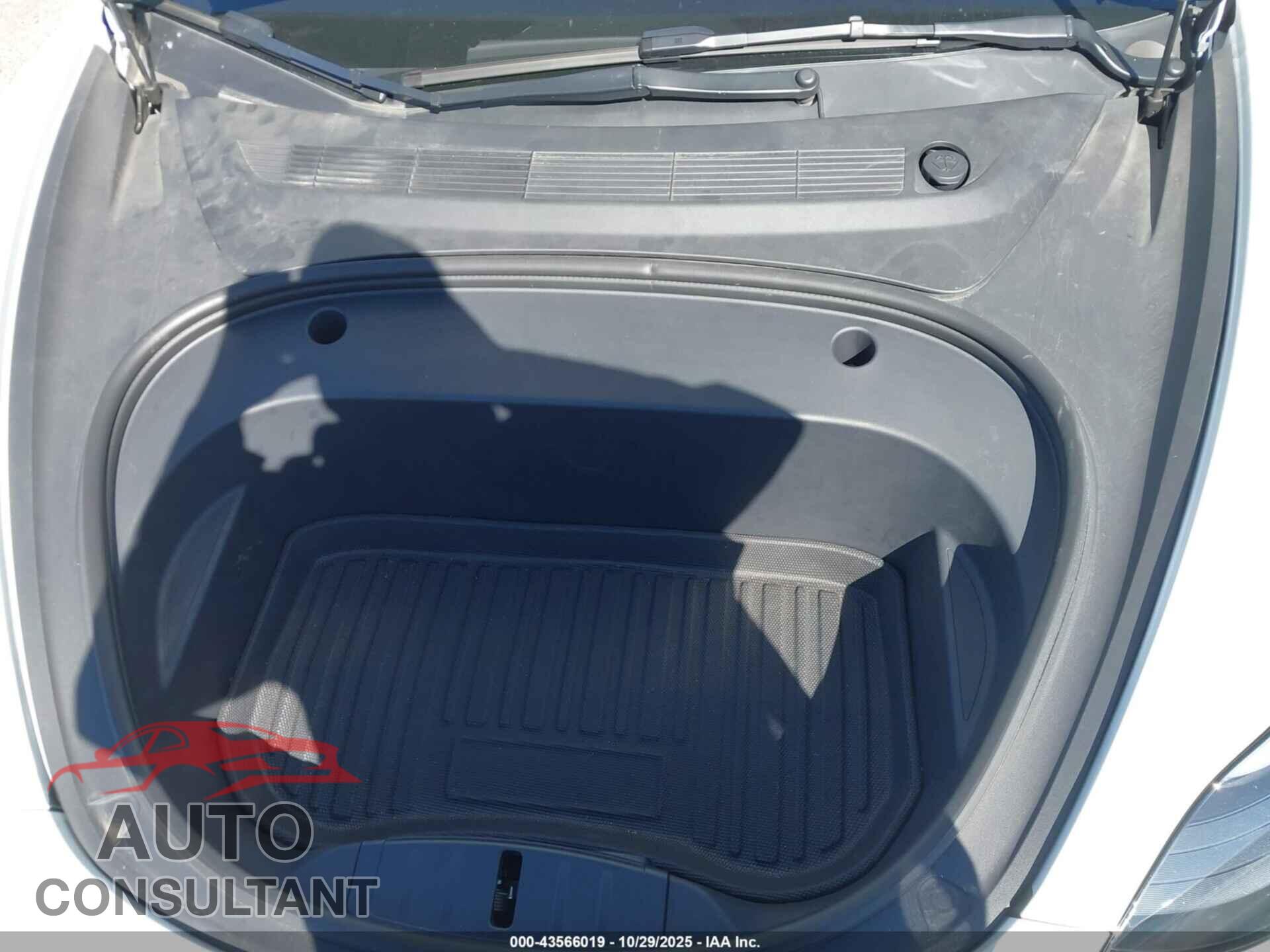 TESLA MODEL 3 2023 - 5YJ3E1EA4PF429076