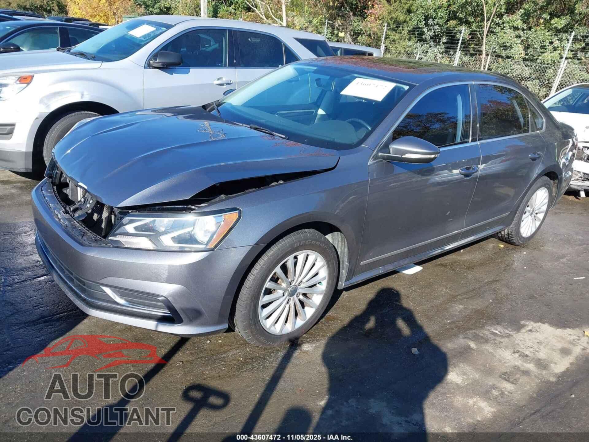 VOLKSWAGEN PASSAT 2017 - 1VWBT7A37HC038043