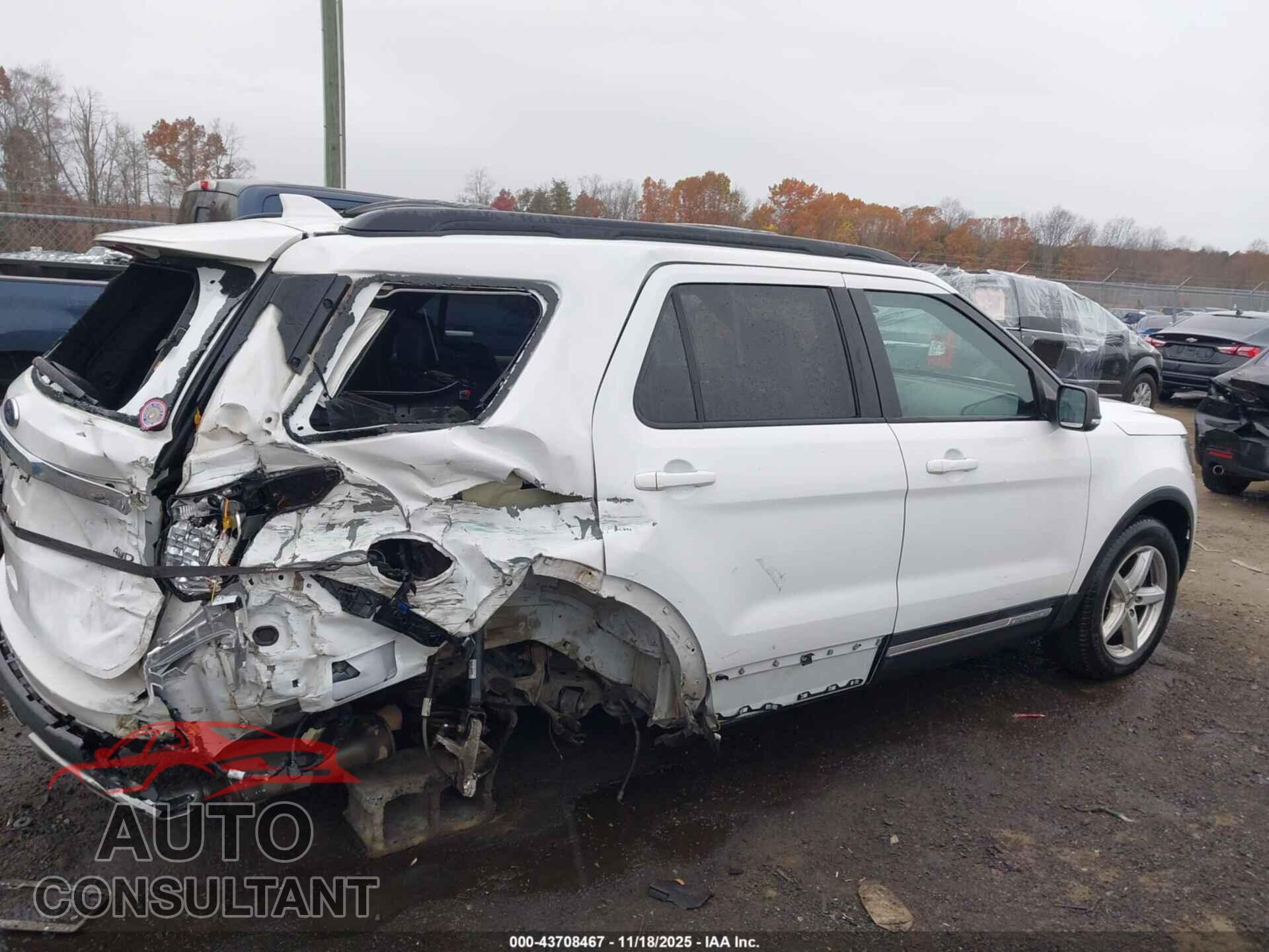 FORD EXPLORER 2017 - 1FM5K8D85HGA06017