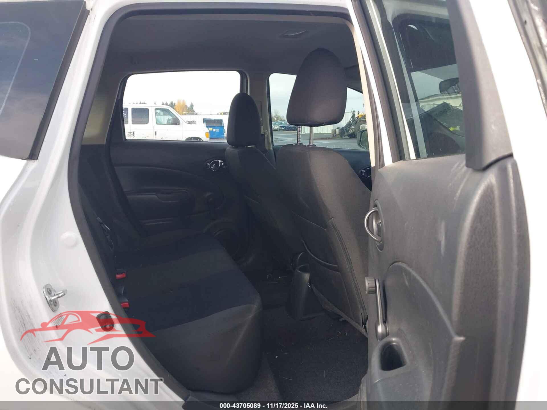 NISSAN VERSA NOTE 2017 - 3N1CE2CP5HL353225