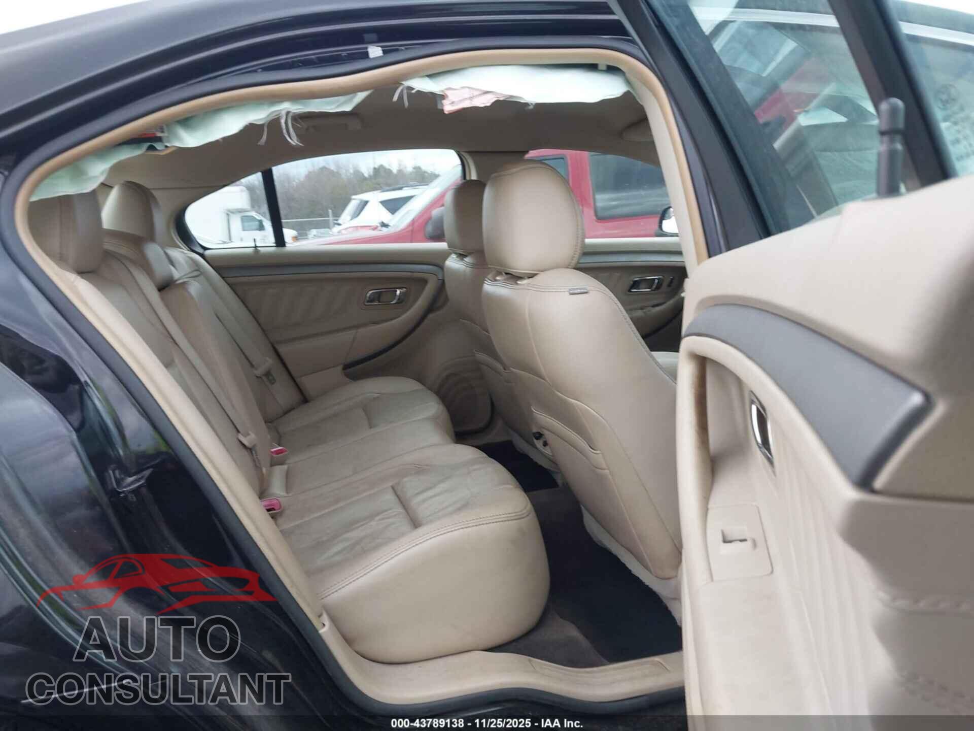 FORD TAURUS 2013 - 1FAHP2E82DG209655