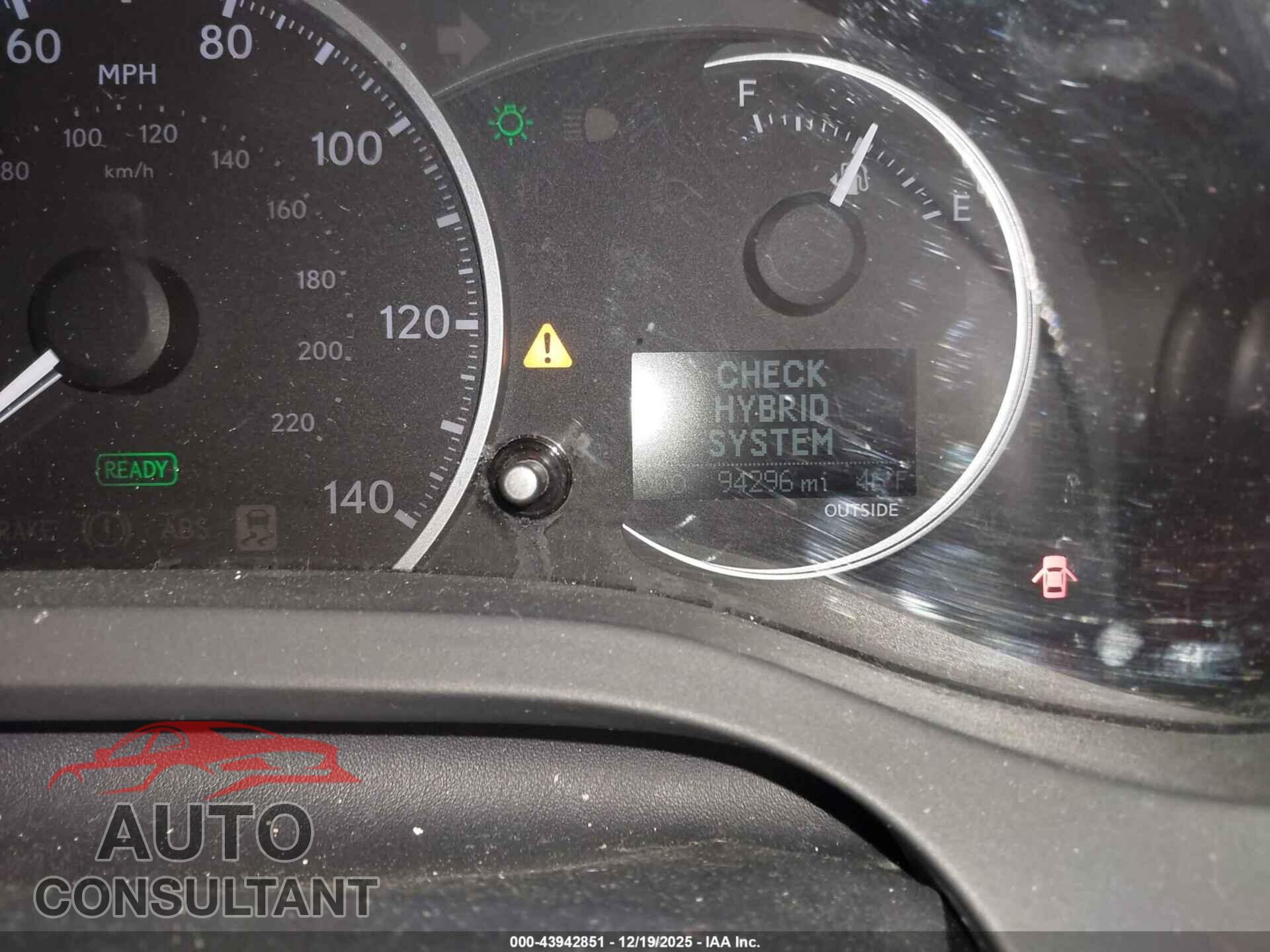 LEXUS CT 200H 2011 - JTHKD5BH0B2013785