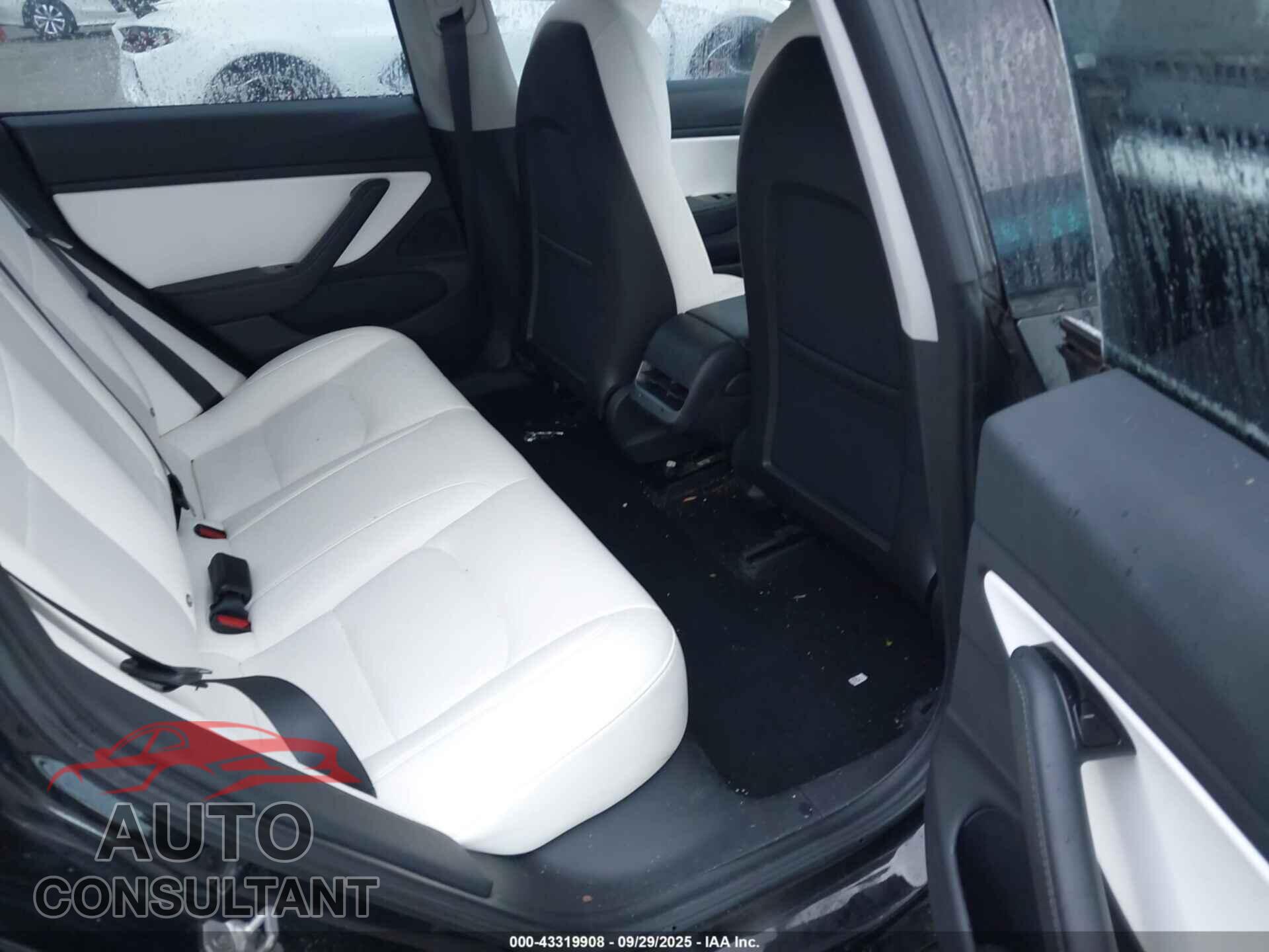 TESLA MODEL 3 2018 - 5YJ3E1EB8JF079872