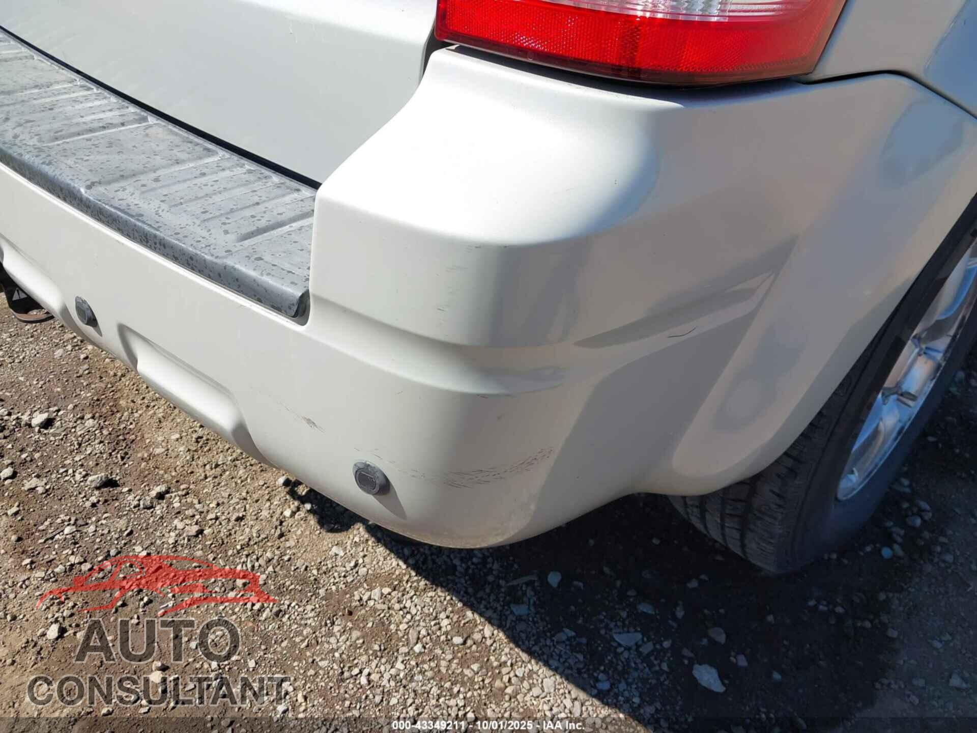 FORD ESCAPE 2009 - 1FMCU94G99KB94246