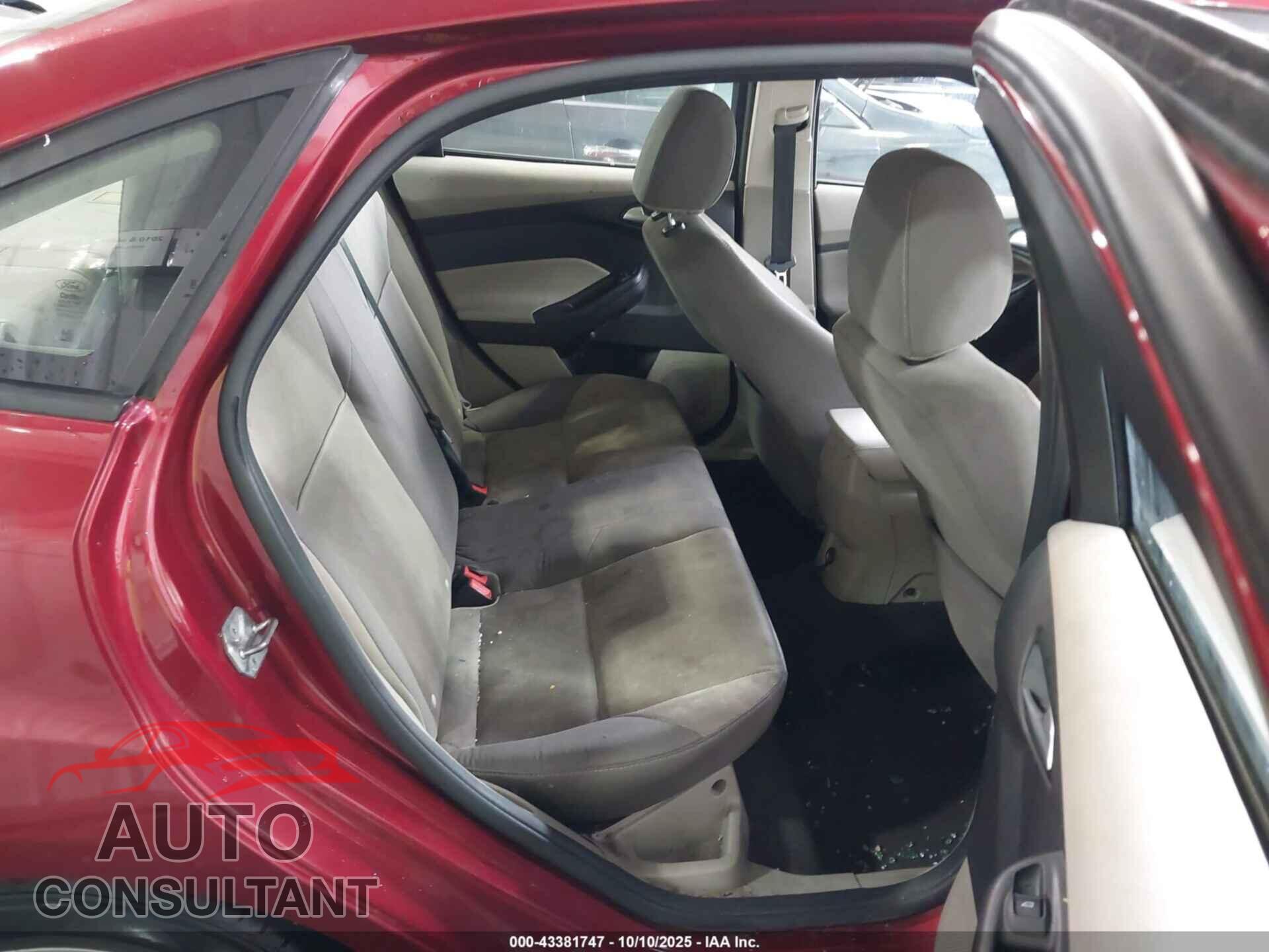 FORD FOCUS 2014 - 1FADP3F29EL102965