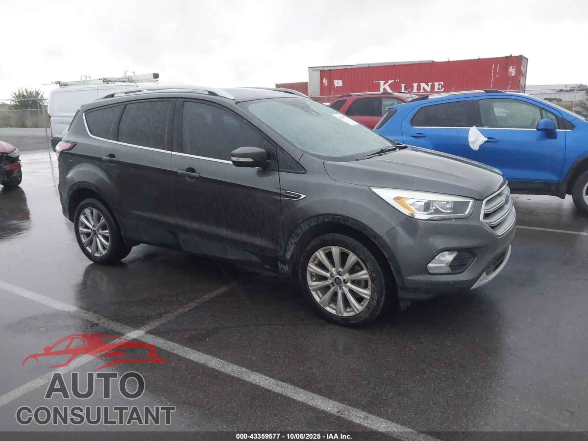 FORD ESCAPE 2017 - 1FMCU9JD5HUC55301