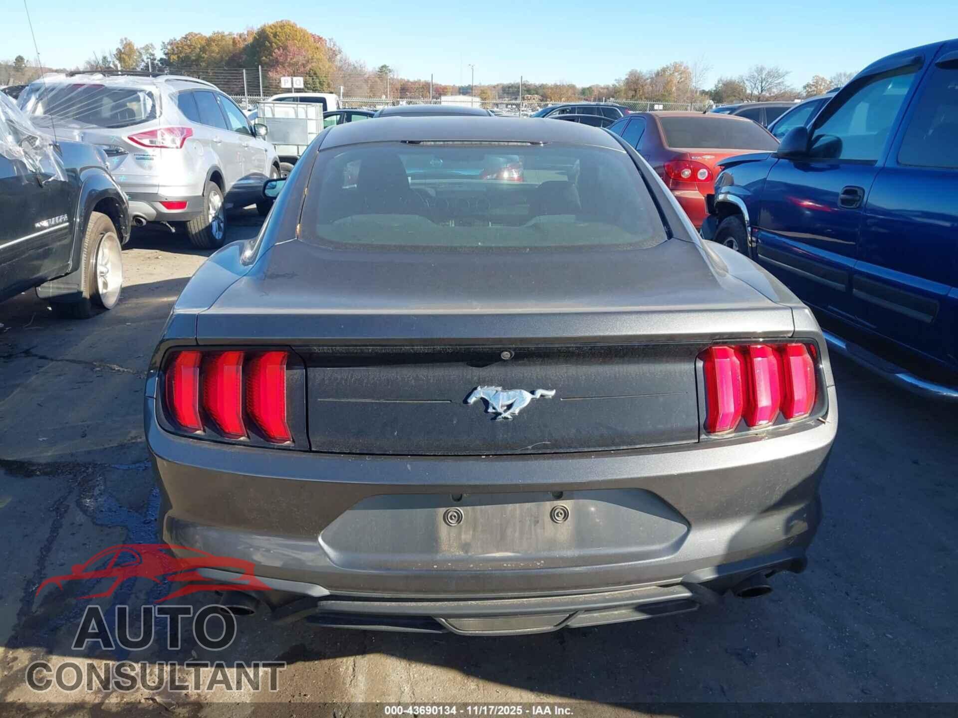 FORD MUSTANG 2018 - 1FA6P8TH0J5113396