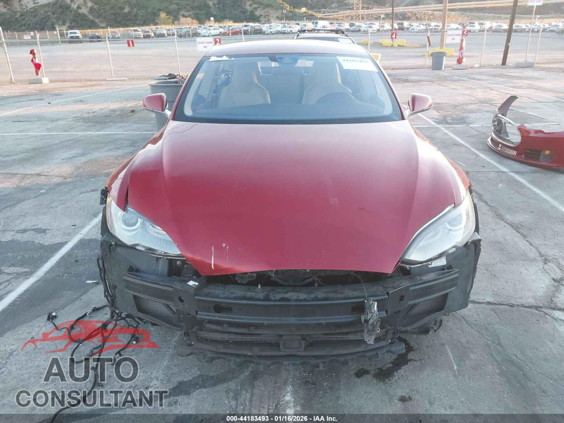TESLA MODEL S 2016 - 5YJSA1E2XGF133964
