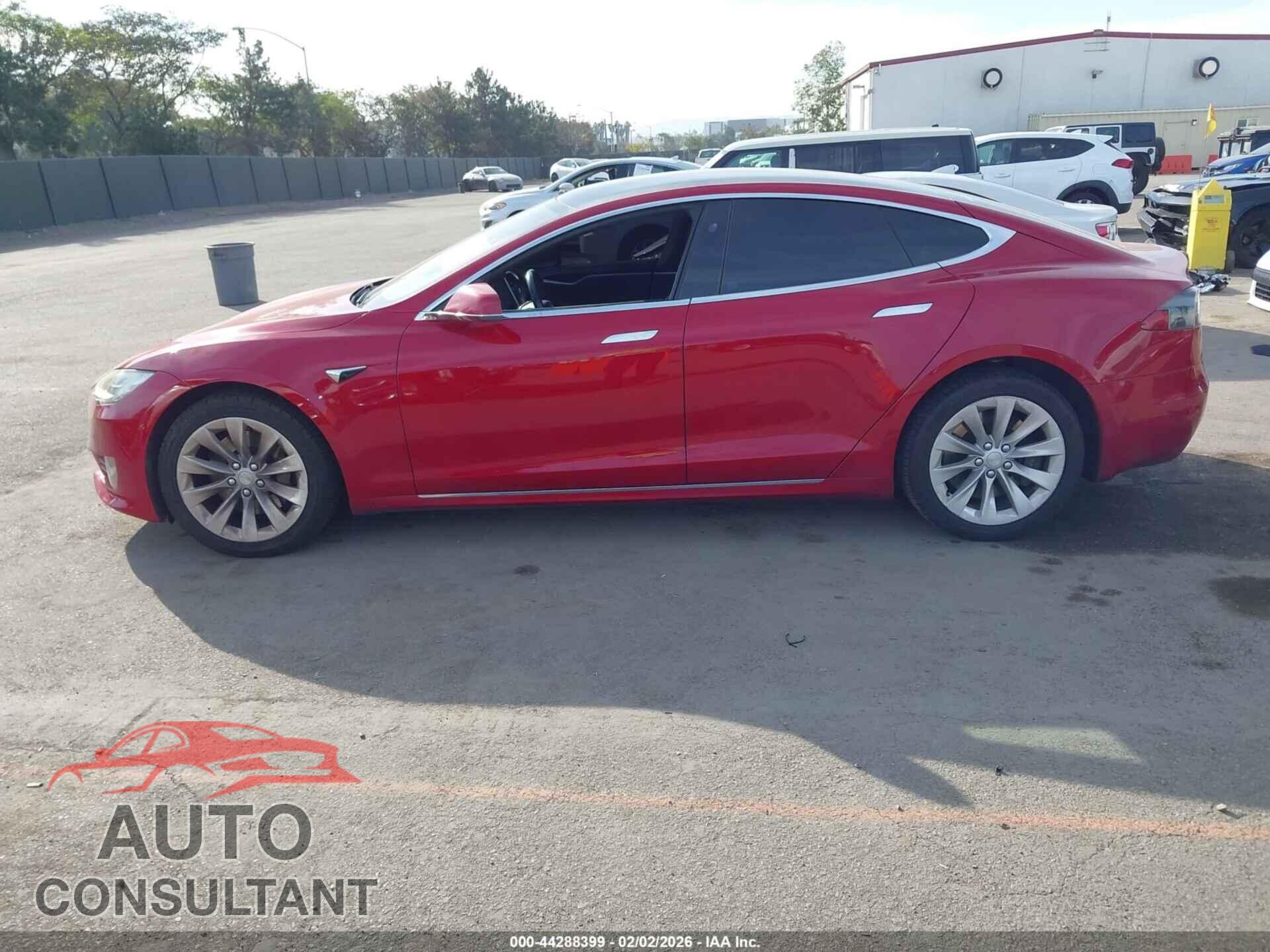 TESLA MODEL S 2018 - 5YJSA1E21JF293738