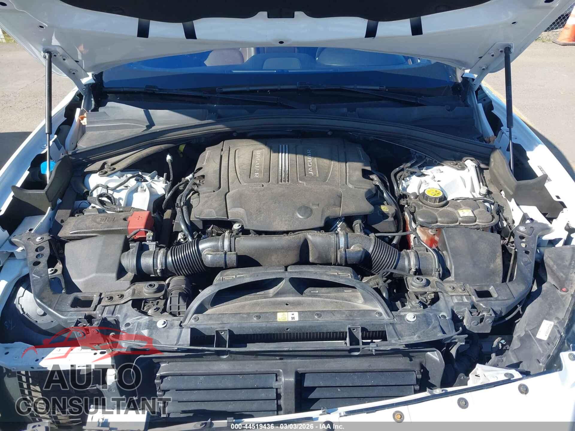 JAGUAR F-PACE 2017 - SADCM2BV2HA076836