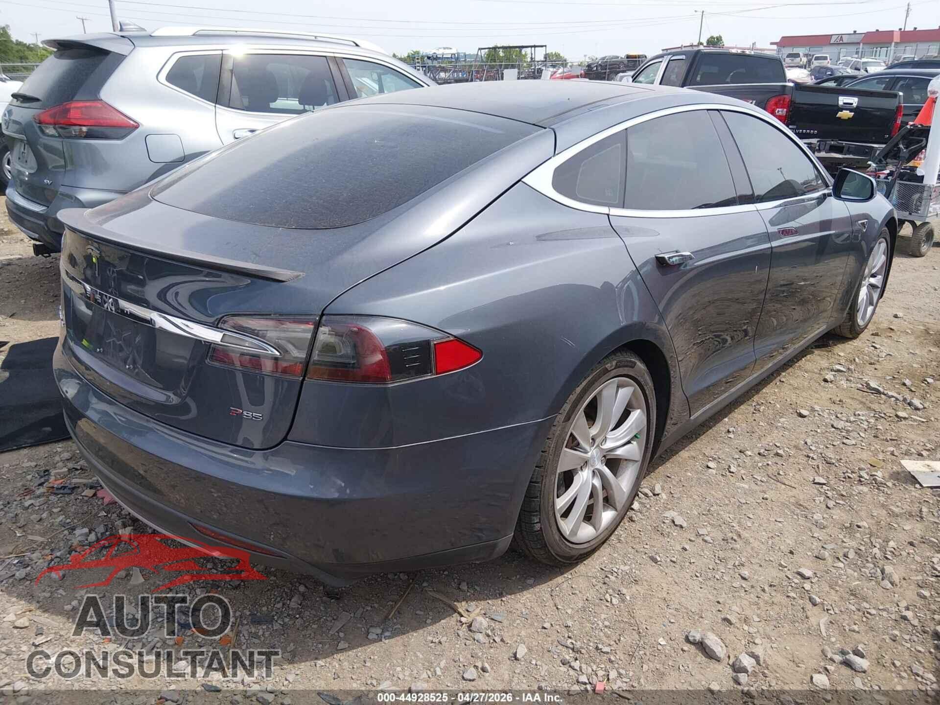 TESLA MODEL S 2013 - 5YJSA1CP0DFP19776