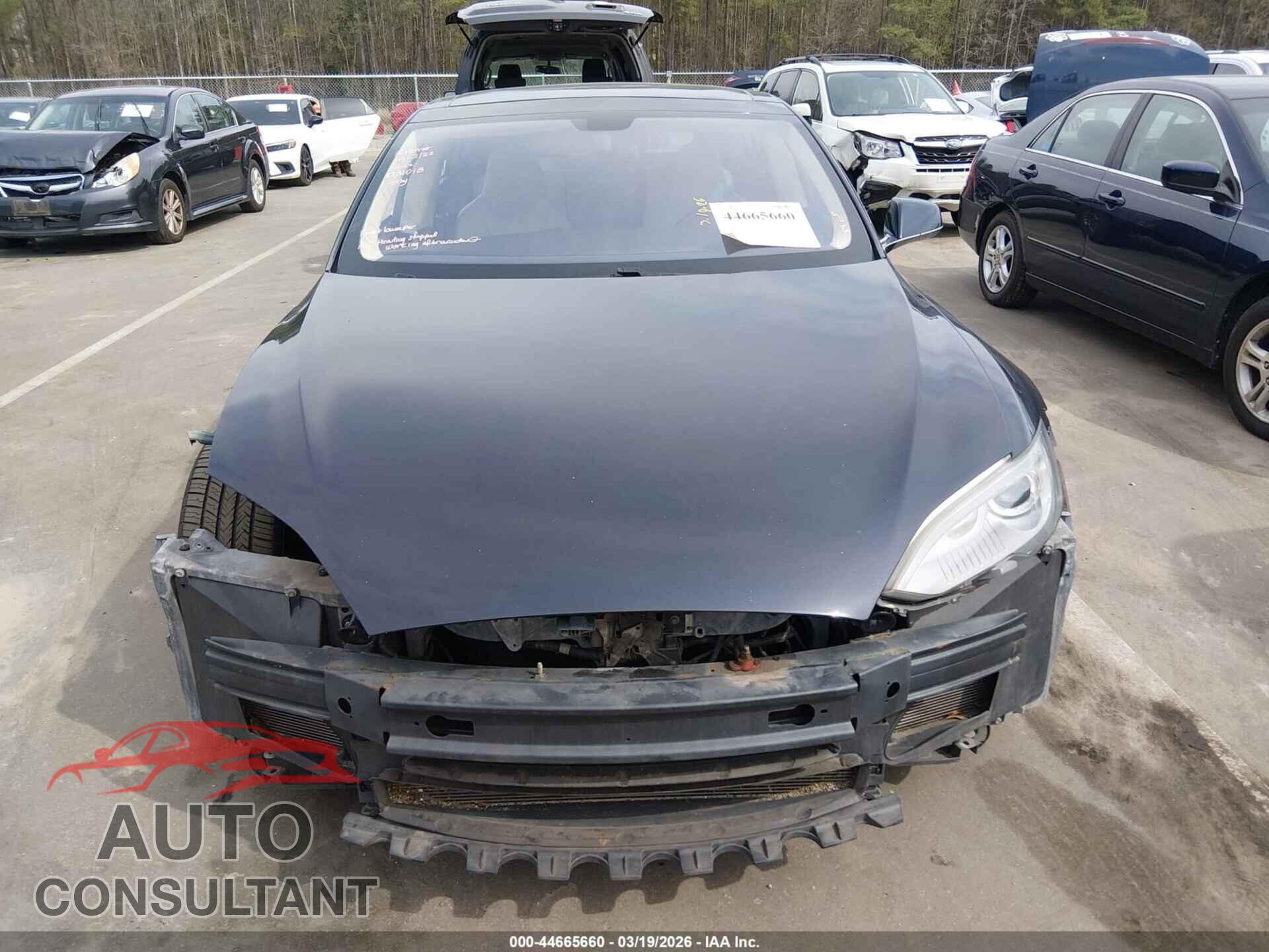 TESLA MODEL S 2013 - 5YJSA1CN1DFP14018