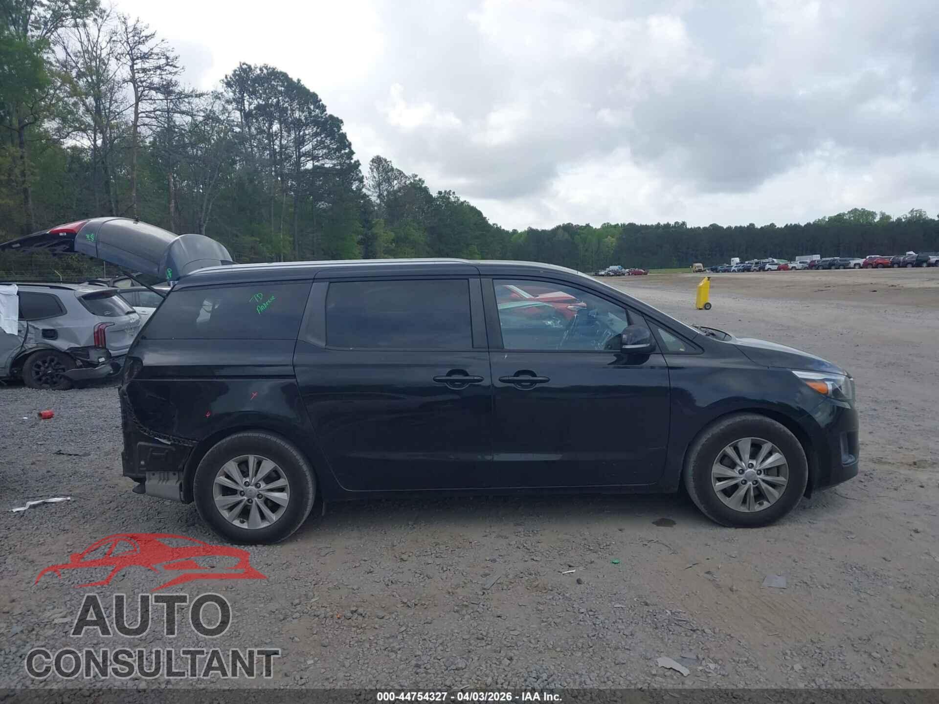 KIA SEDONA 2017 - KNDMB5C13H6266649