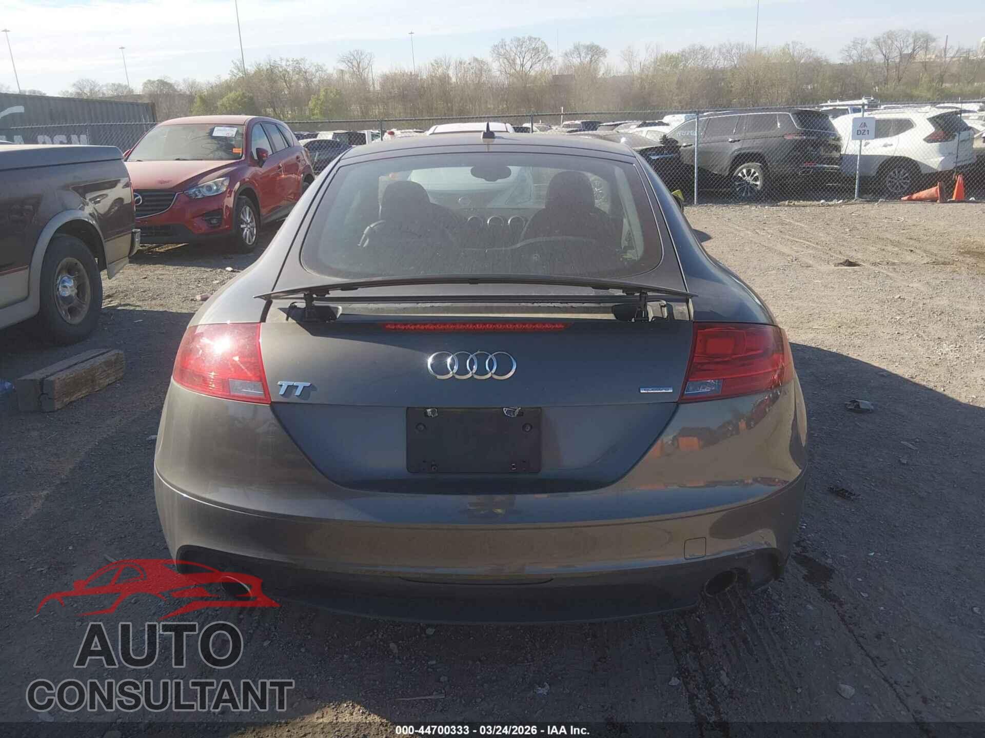 AUDI TT 2012 - TRUBFAFK6C1008517