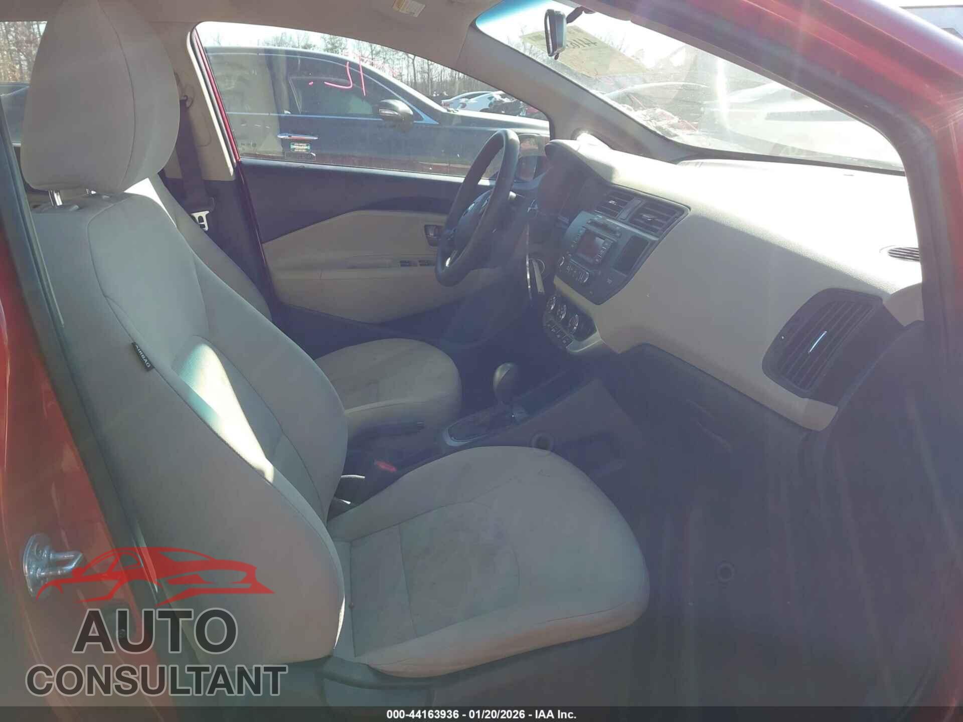 KIA RIO 2013 - KNADM5A37D6281483