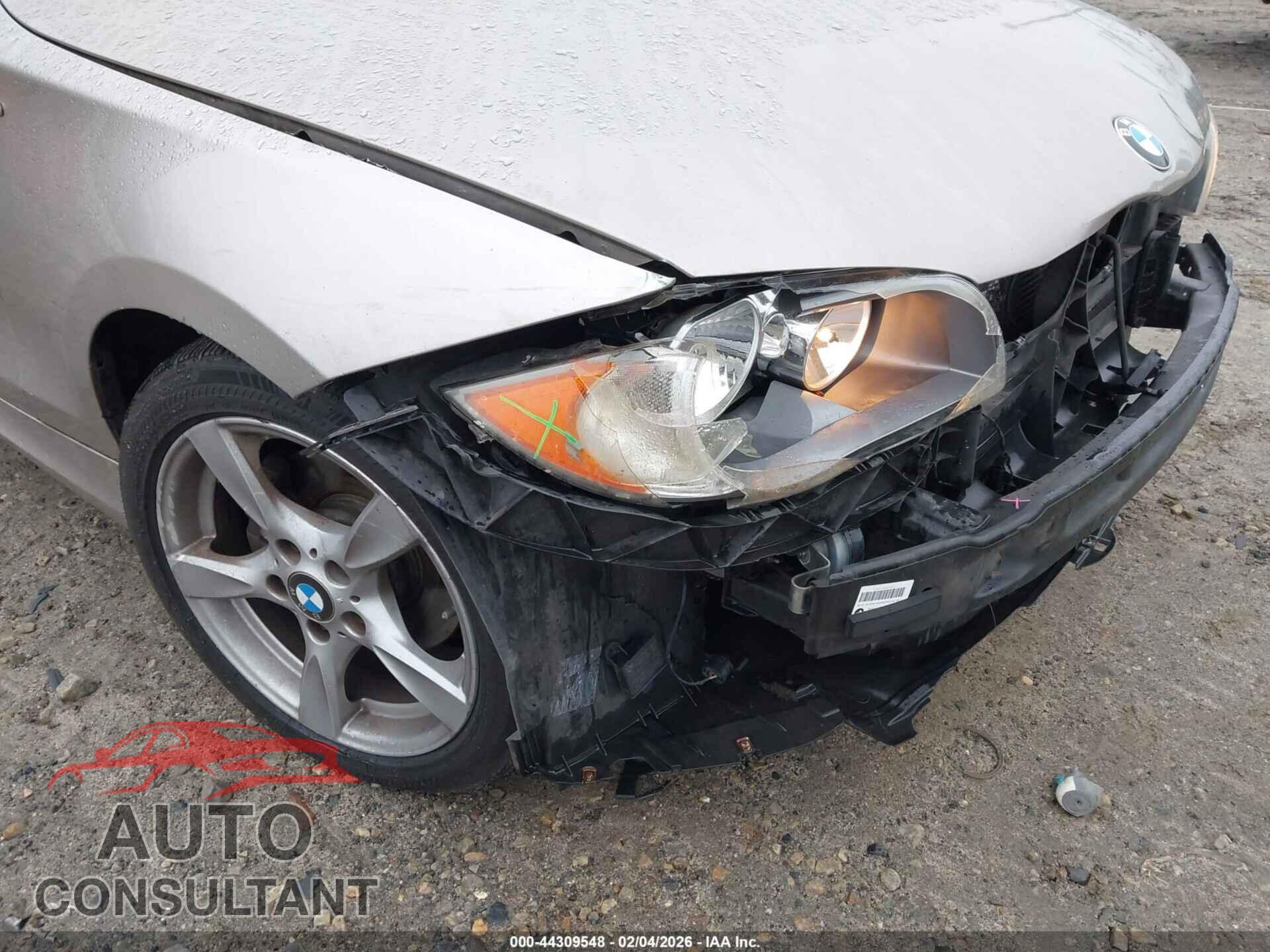 BMW 128I 2012 - WBAUL7C54CVM83117