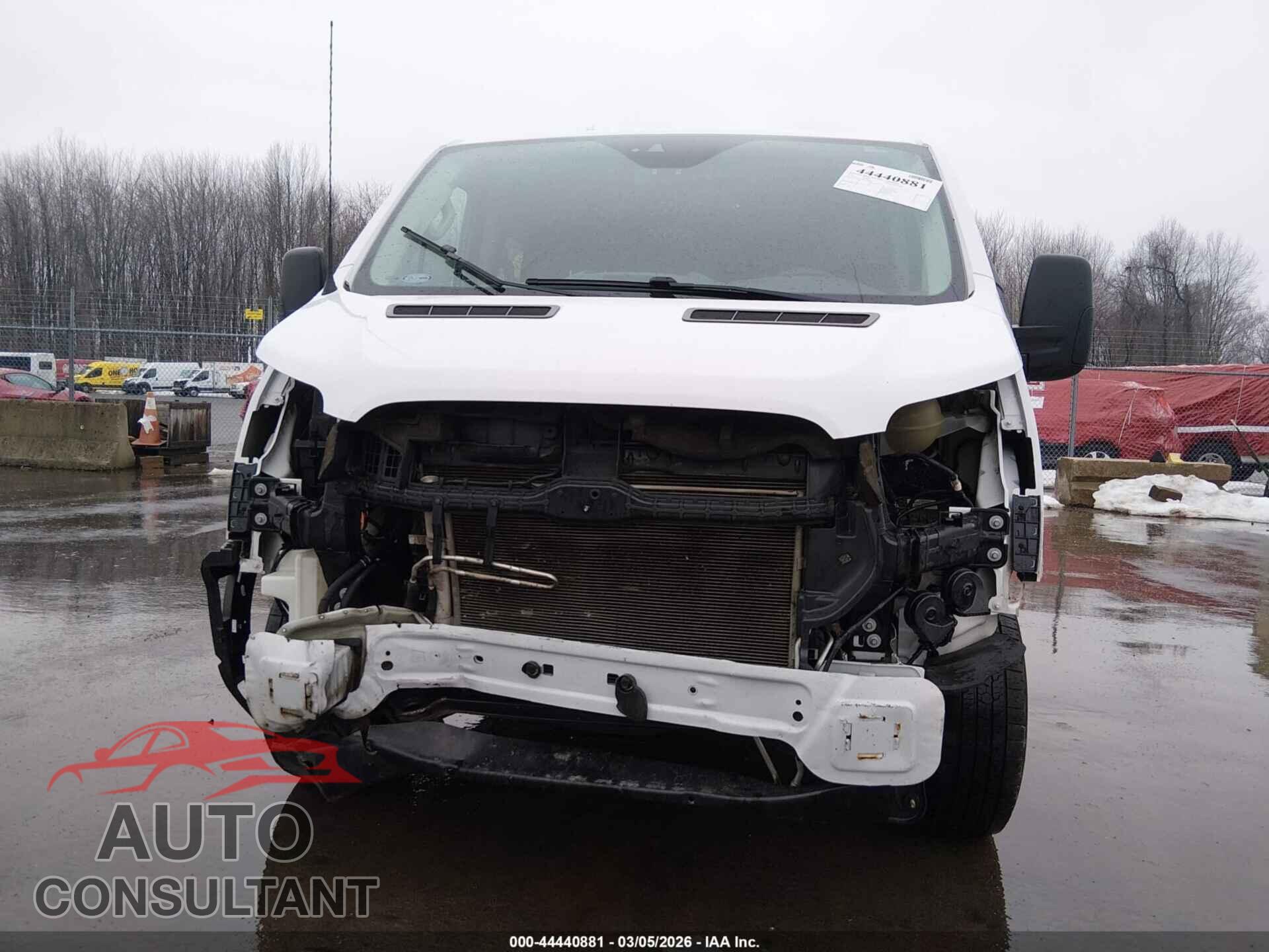 FORD TRANSIT-250 2019 - 1FTYR1YM9KKB01809