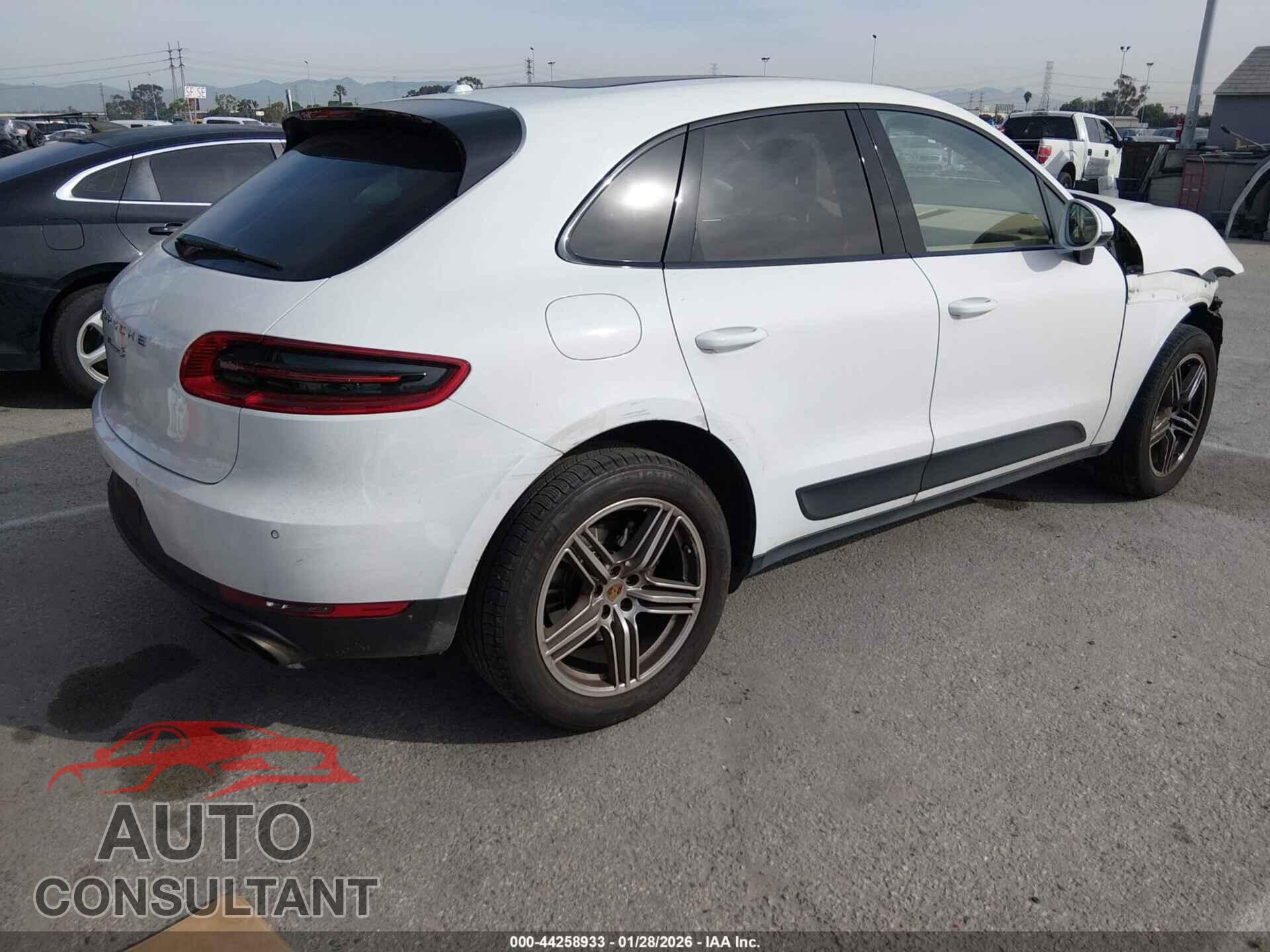 PORSCHE MACAN 2015 - WP1AB2A52FLB70127