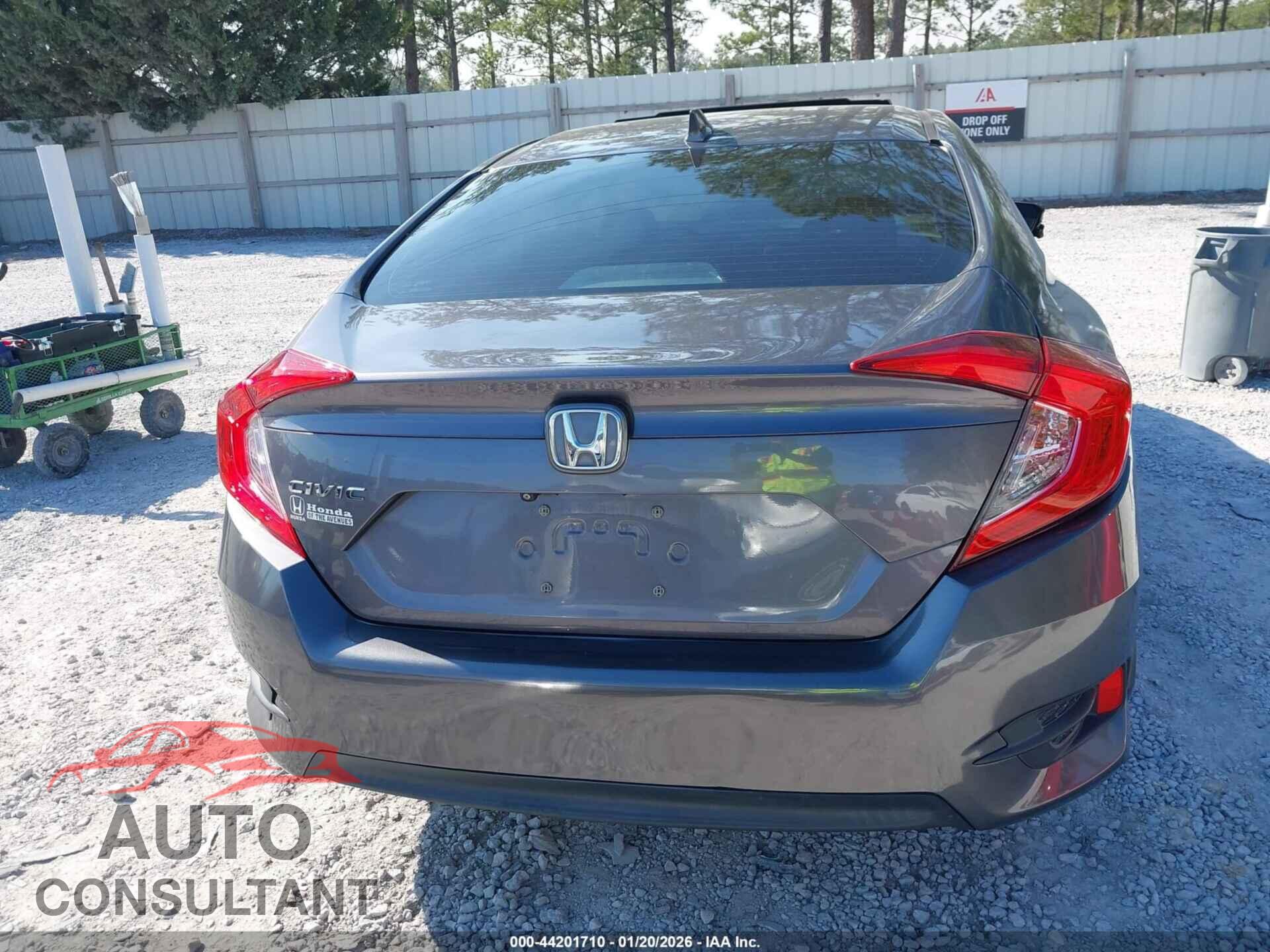 HONDA CIVIC 2017 - 19XFC2F78HE077901