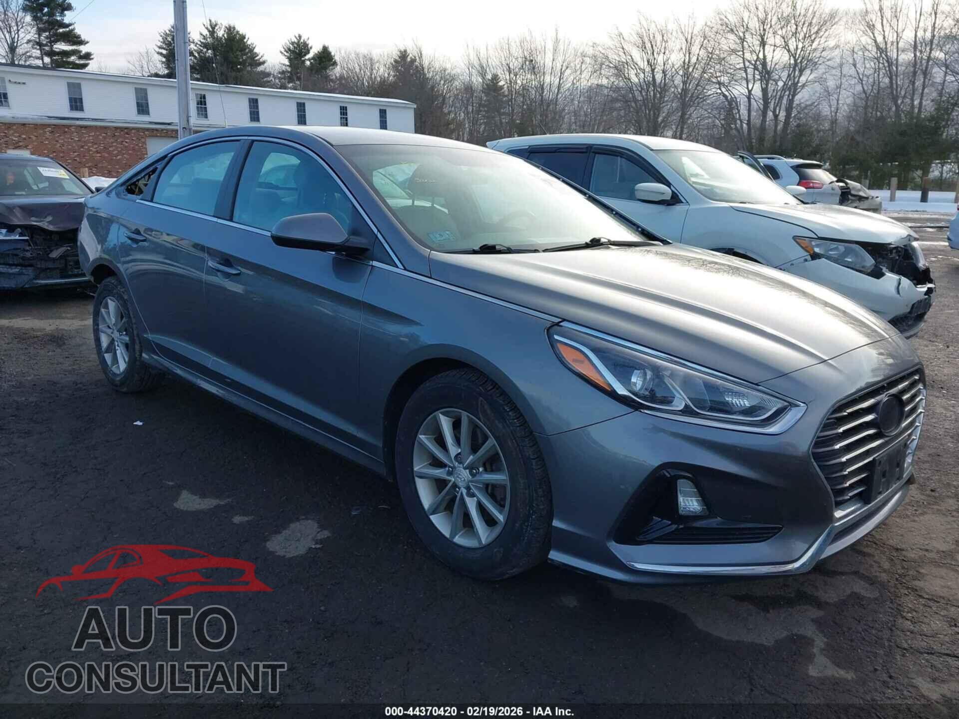 HYUNDAI SONATA 2018 - 5NPE24AF9JH687722