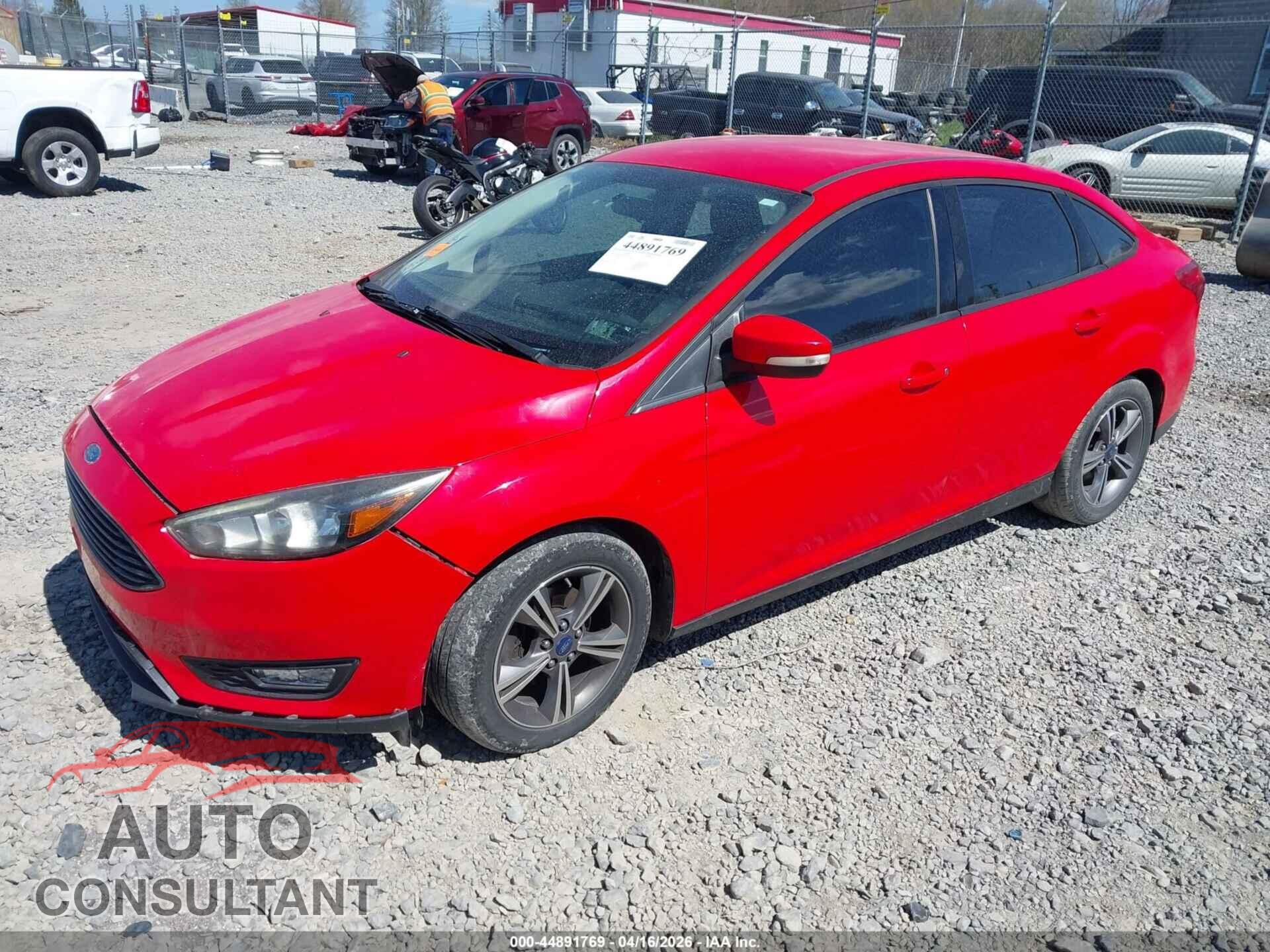 FORD FOCUS 2017 - 1FADP3FE2HL276097