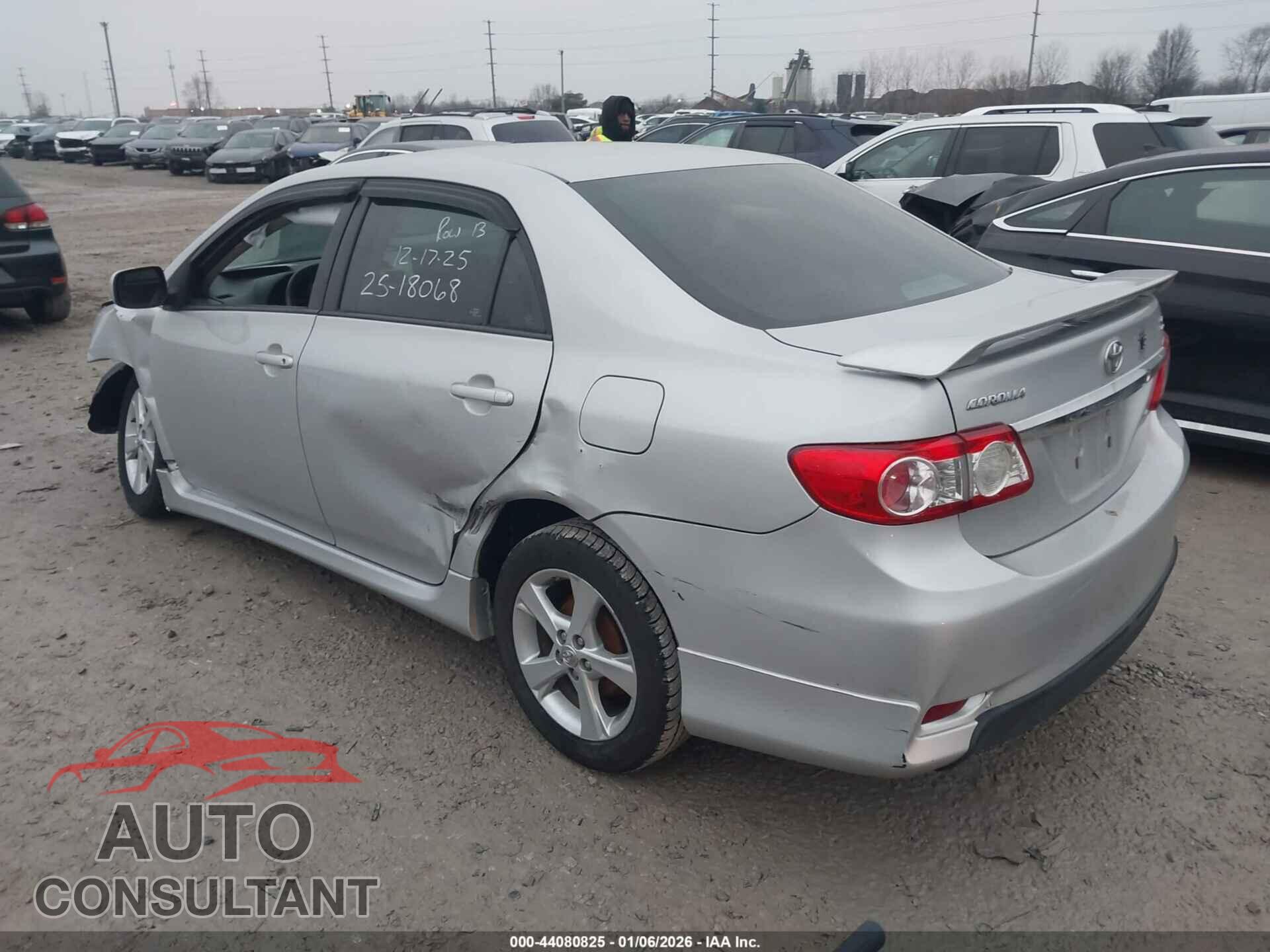 TOYOTA COROLLA 2013 - 2T1BU4EE3DC965780