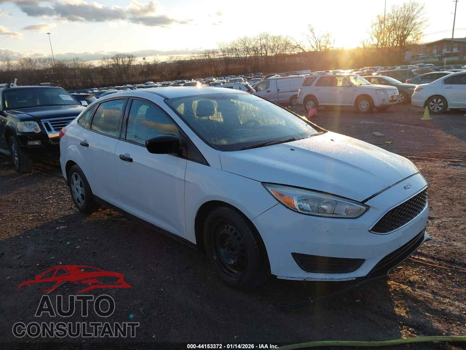 FORD FOCUS 2016 - 1FADP3E22GL281032