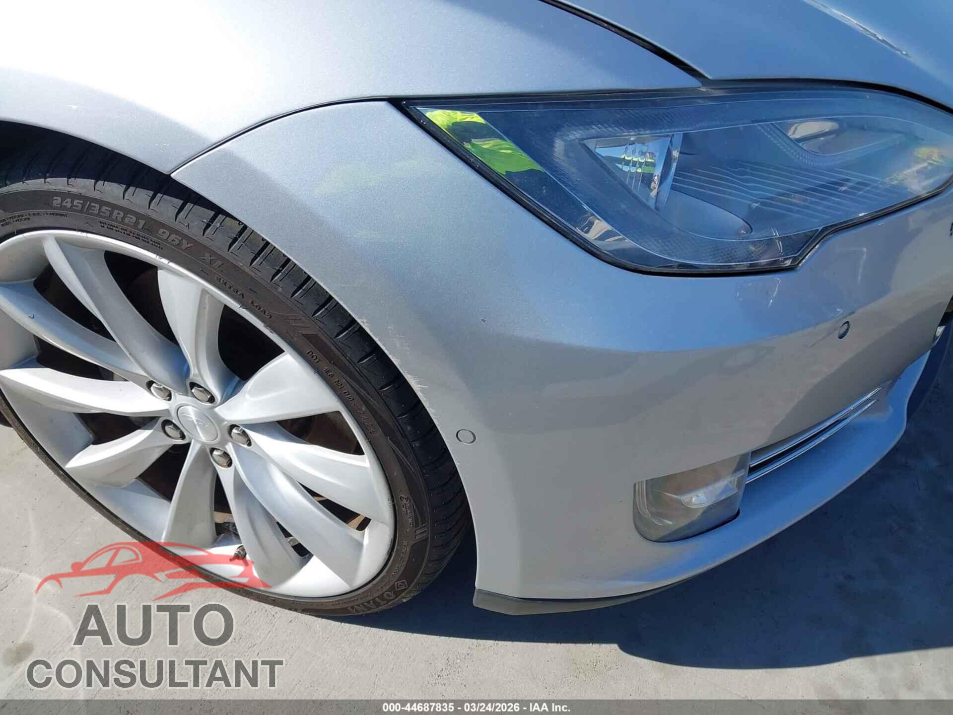 TESLA MODEL S 2015 - 5YJSA1H15FF085534