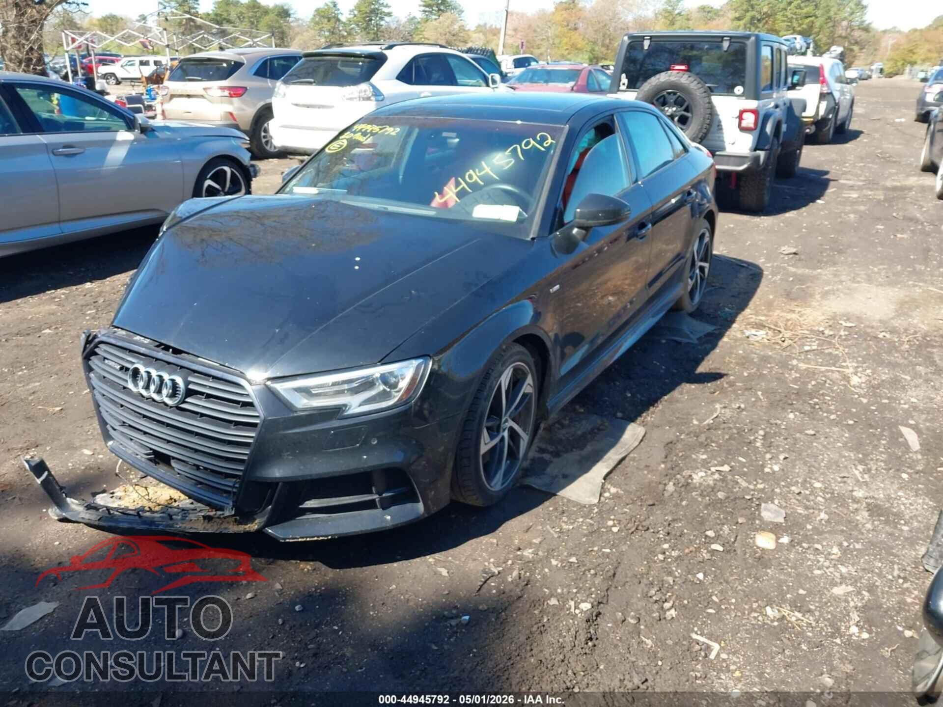 AUDI A3 2020 - WAUBEGFF9LA097239