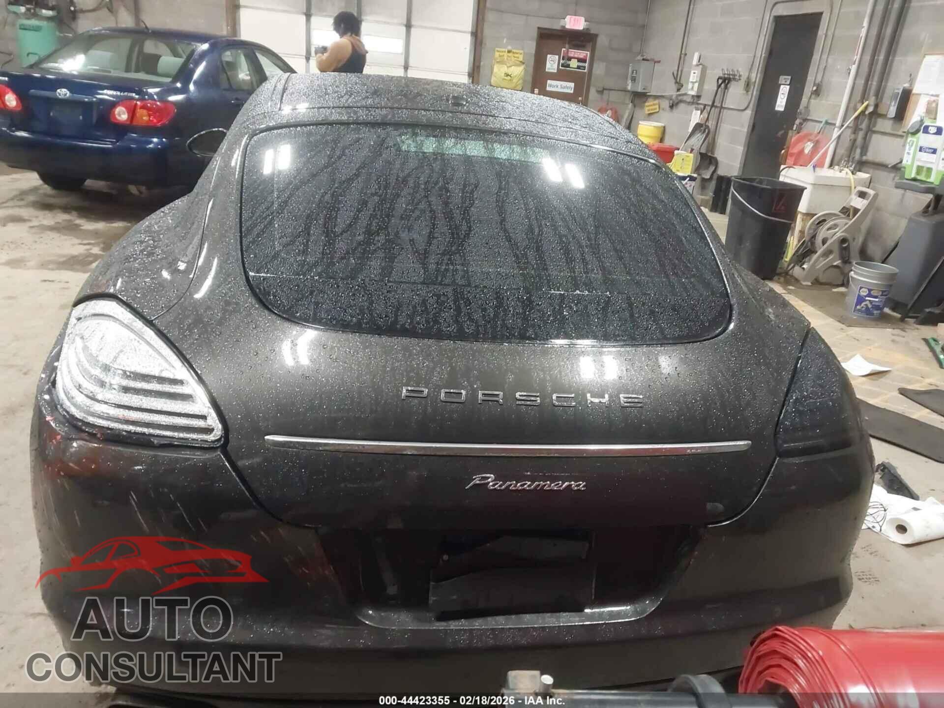 PORSCHE PANAMERA 2011 - WP0AA2A72BL010152