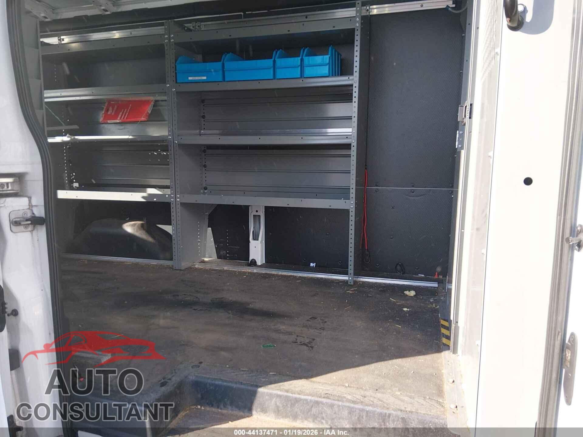 FORD TRANSIT-150 2017 - 1FTYE2CM6HKB19735