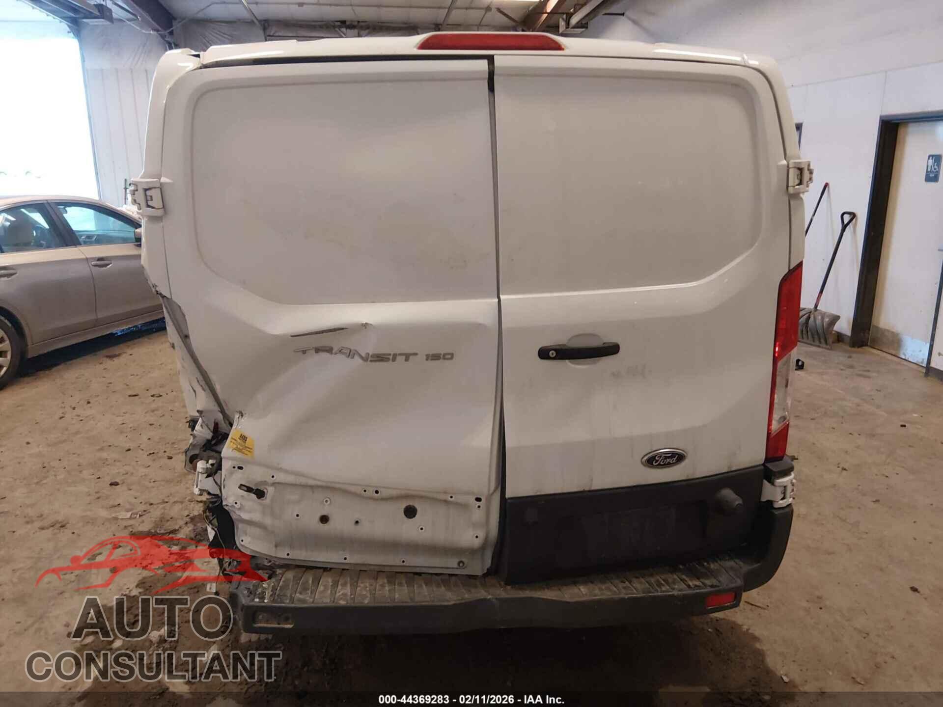 FORD TRANSIT-150 2018 - 1FTYE2YM0JKB34441