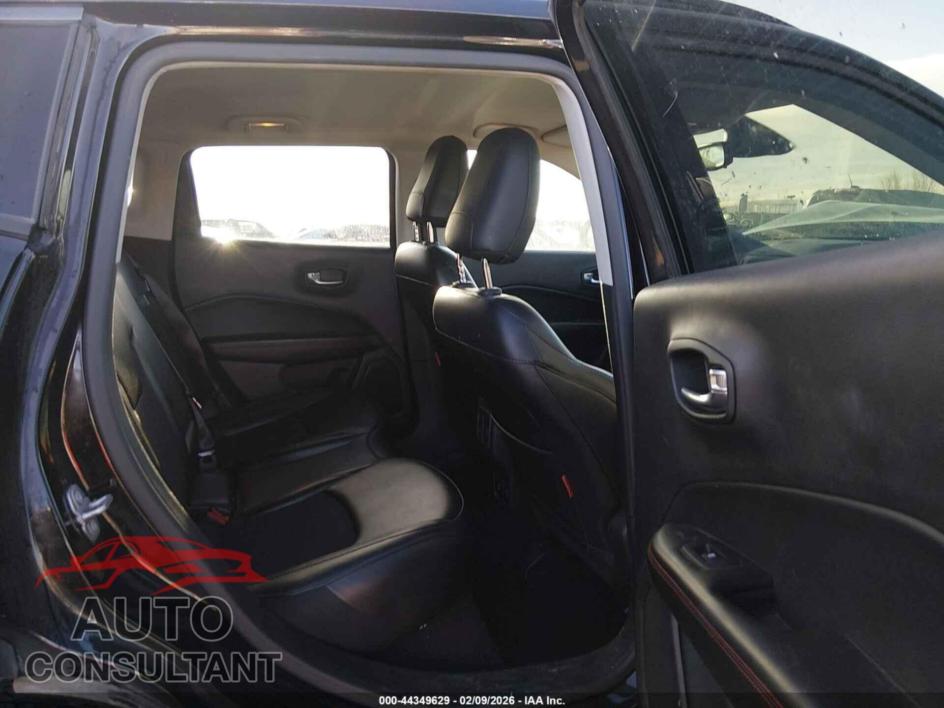JEEP COMPASS 2020 - 3C4NJDDB3LT170365