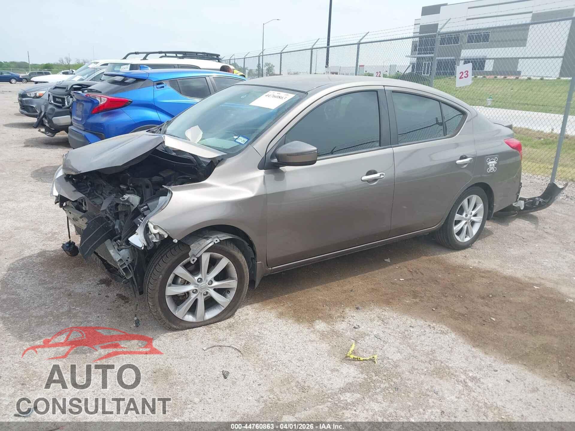 NISSAN VERSA 2017 - 3N1CN7AP3HL804782