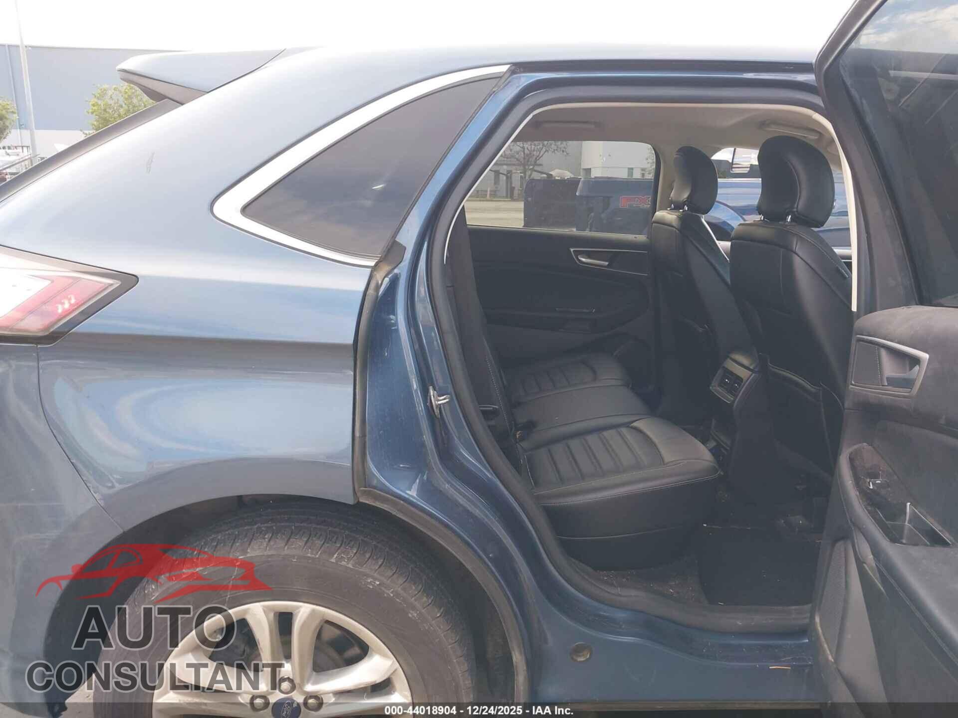 FORD EDGE 2018 - 2FMPK3J9XJBB53603