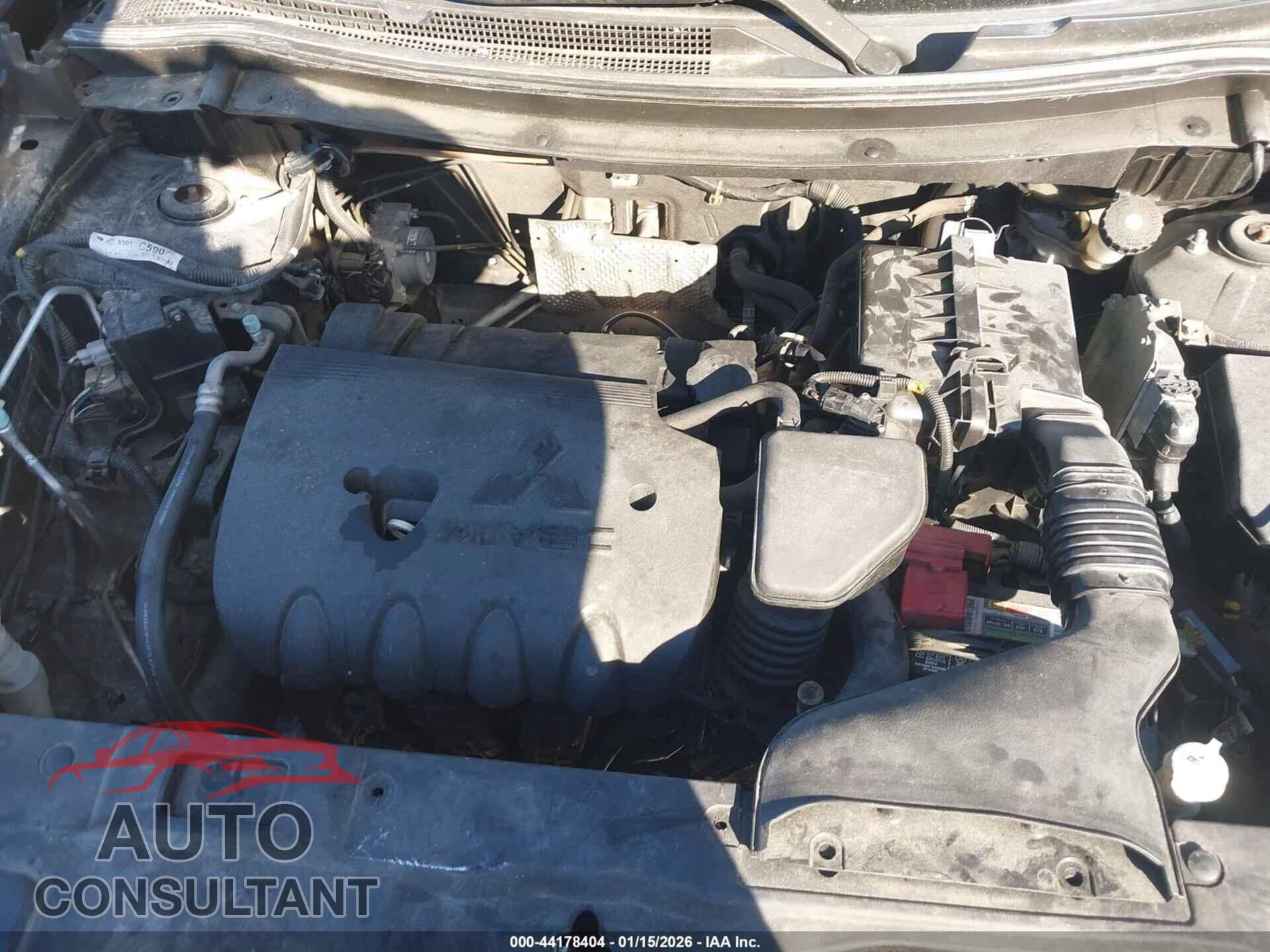 MITSUBISHI OUTLANDER 2014 - JA4AD2A33EZ006935