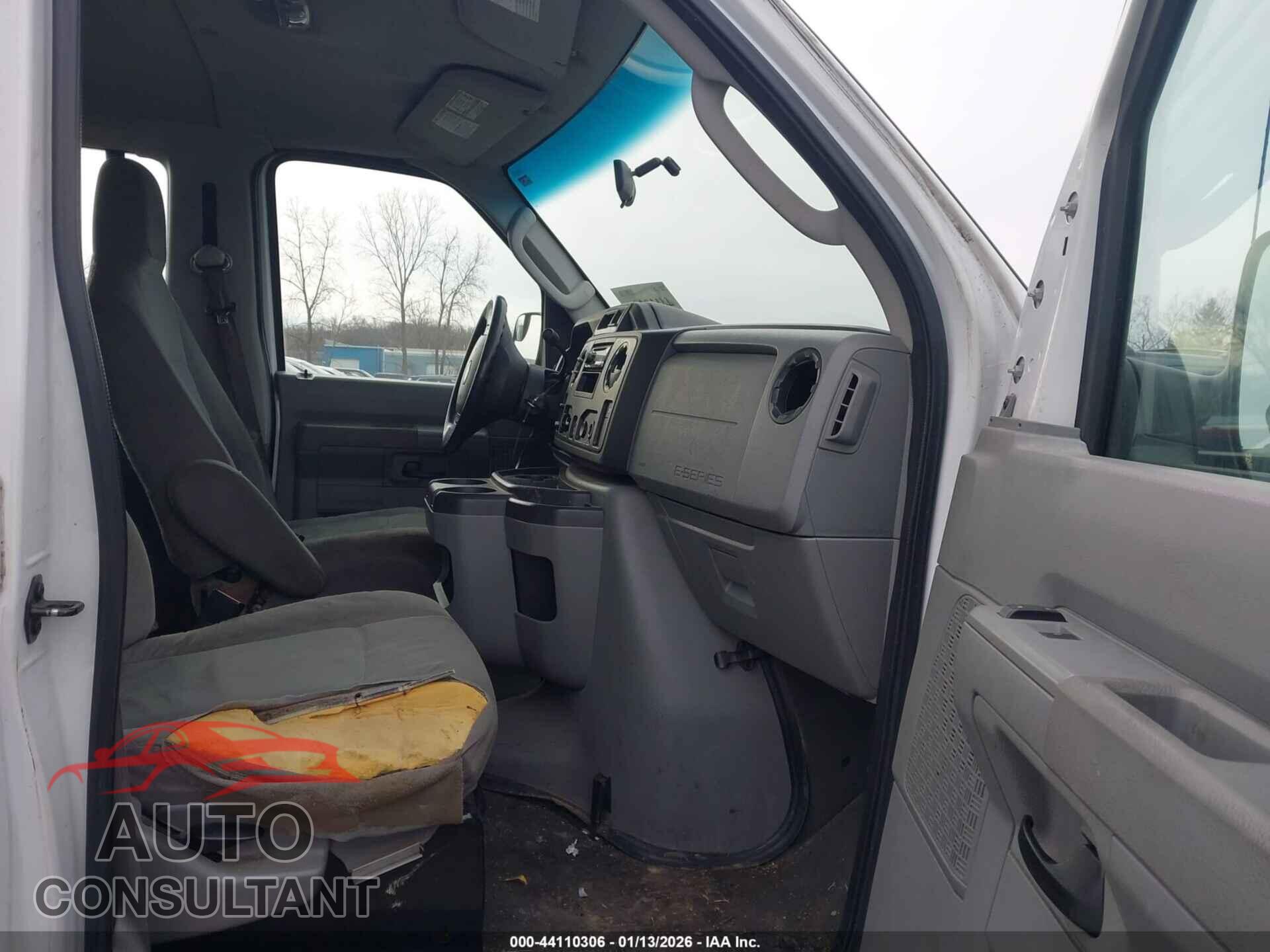 FORD E-350 SUPER DUTY 2010 - 1FBSS3BL6ADA52176