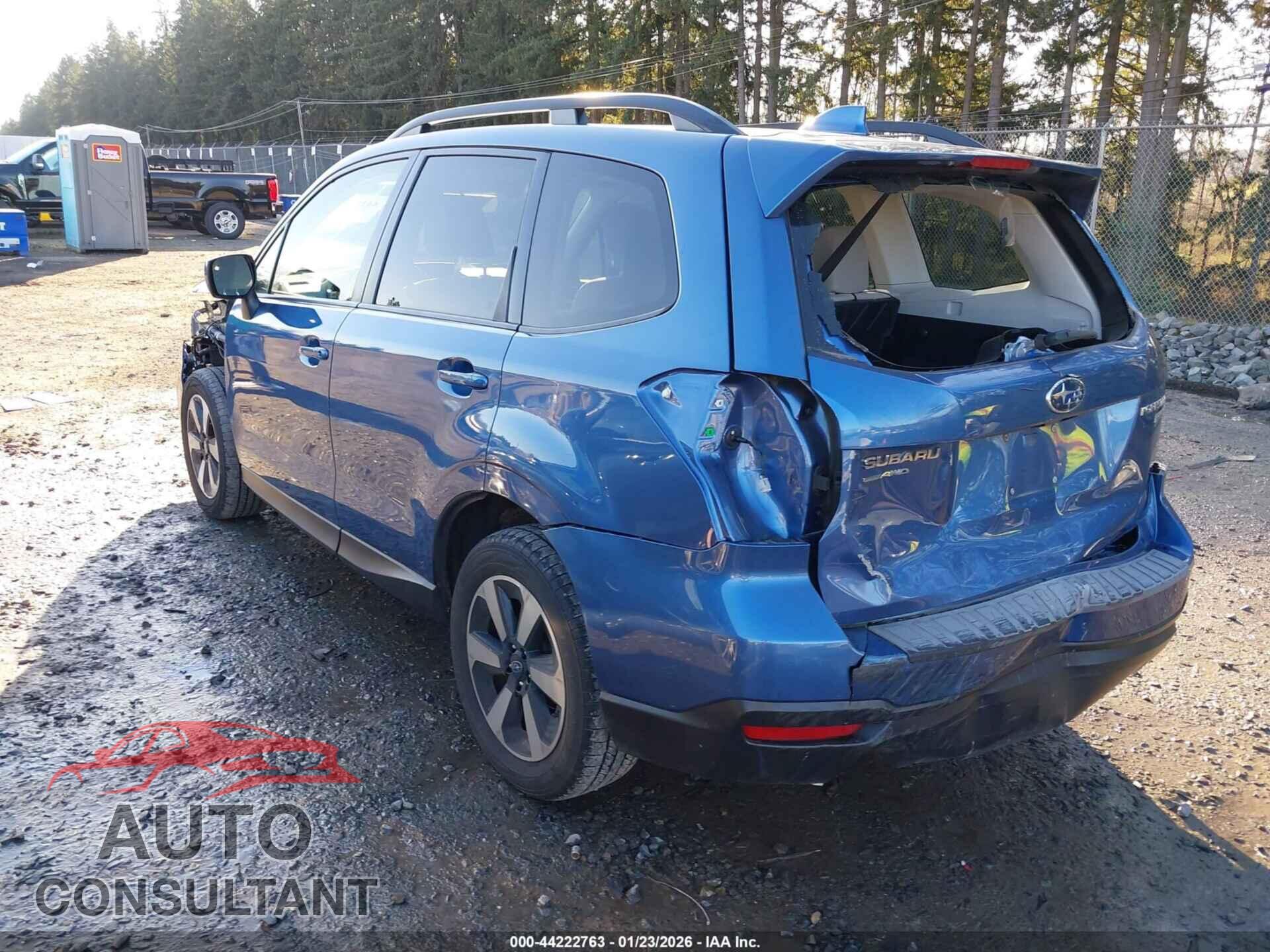 SUBARU FORESTER 2017 - JF2SJAGC4HH565569