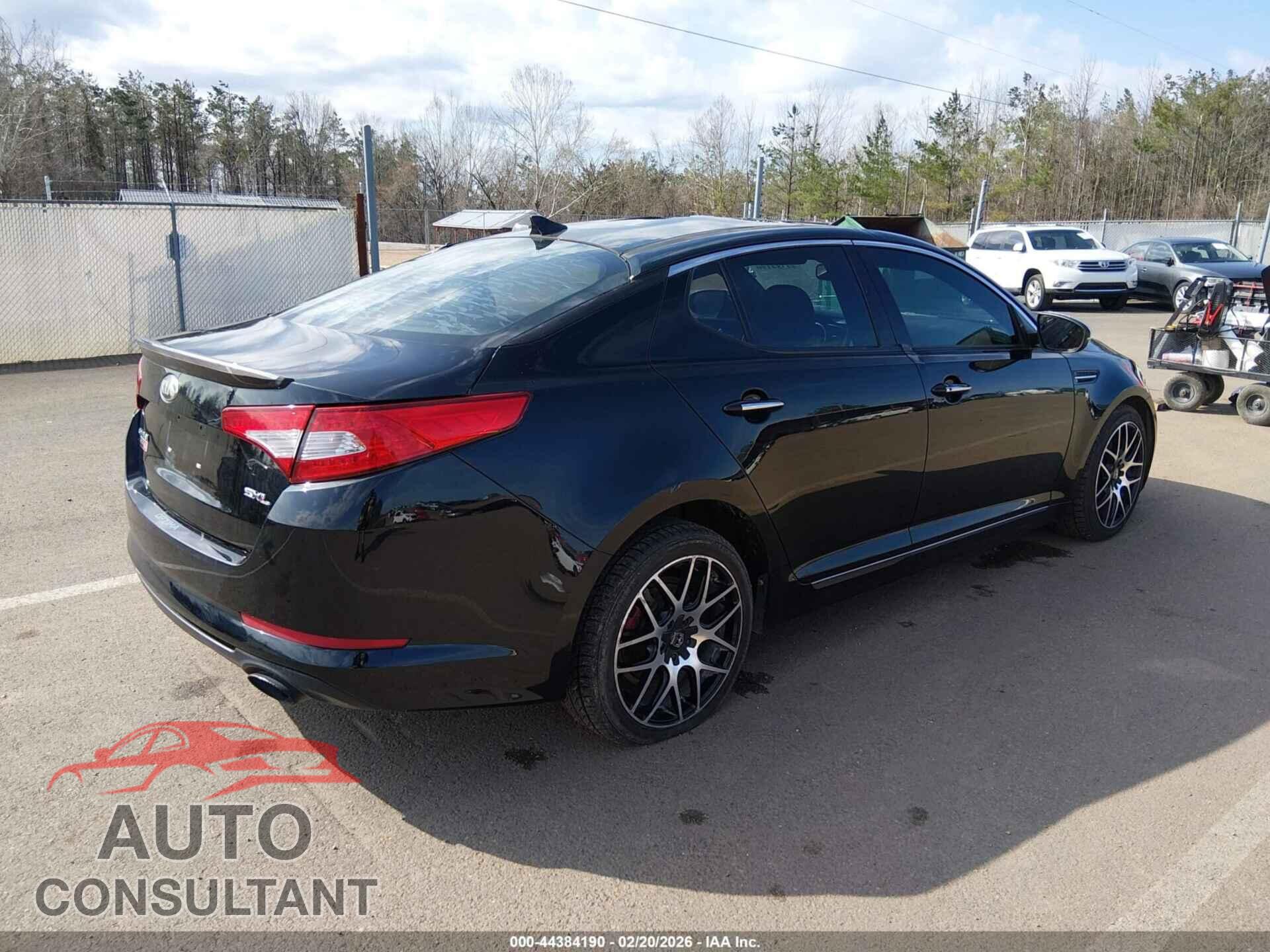 KIA OPTIMA 2013 - 5XXGR4A68DG094969