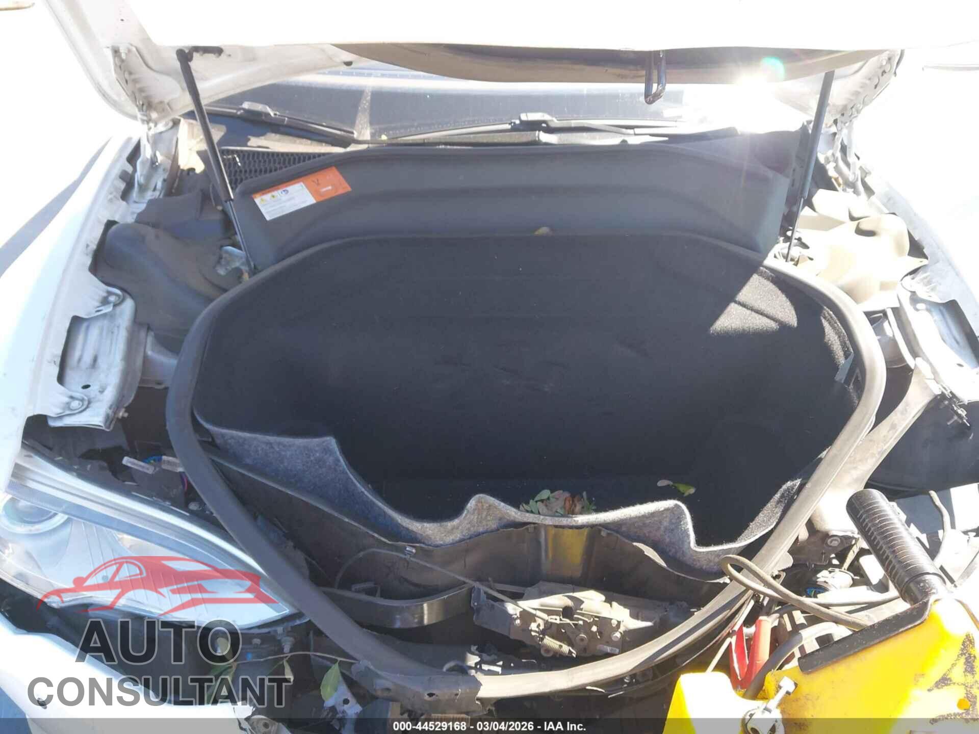TESLA MODEL S 2014 - 5YJSA1H28EFP63572