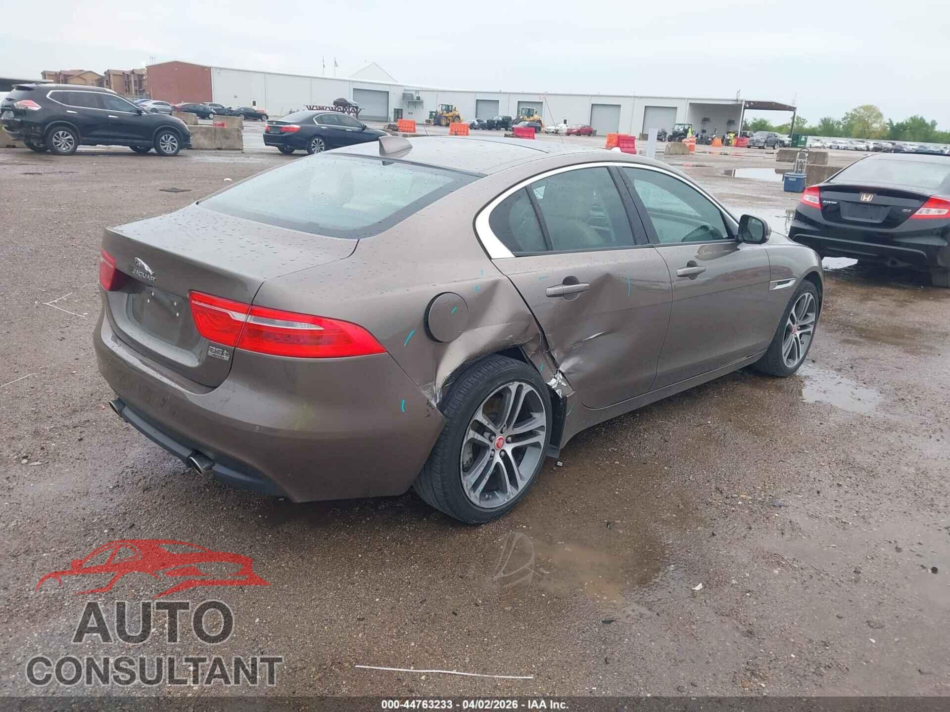 JAGUAR XE 2017 - SAJAJ4BV2HA973812