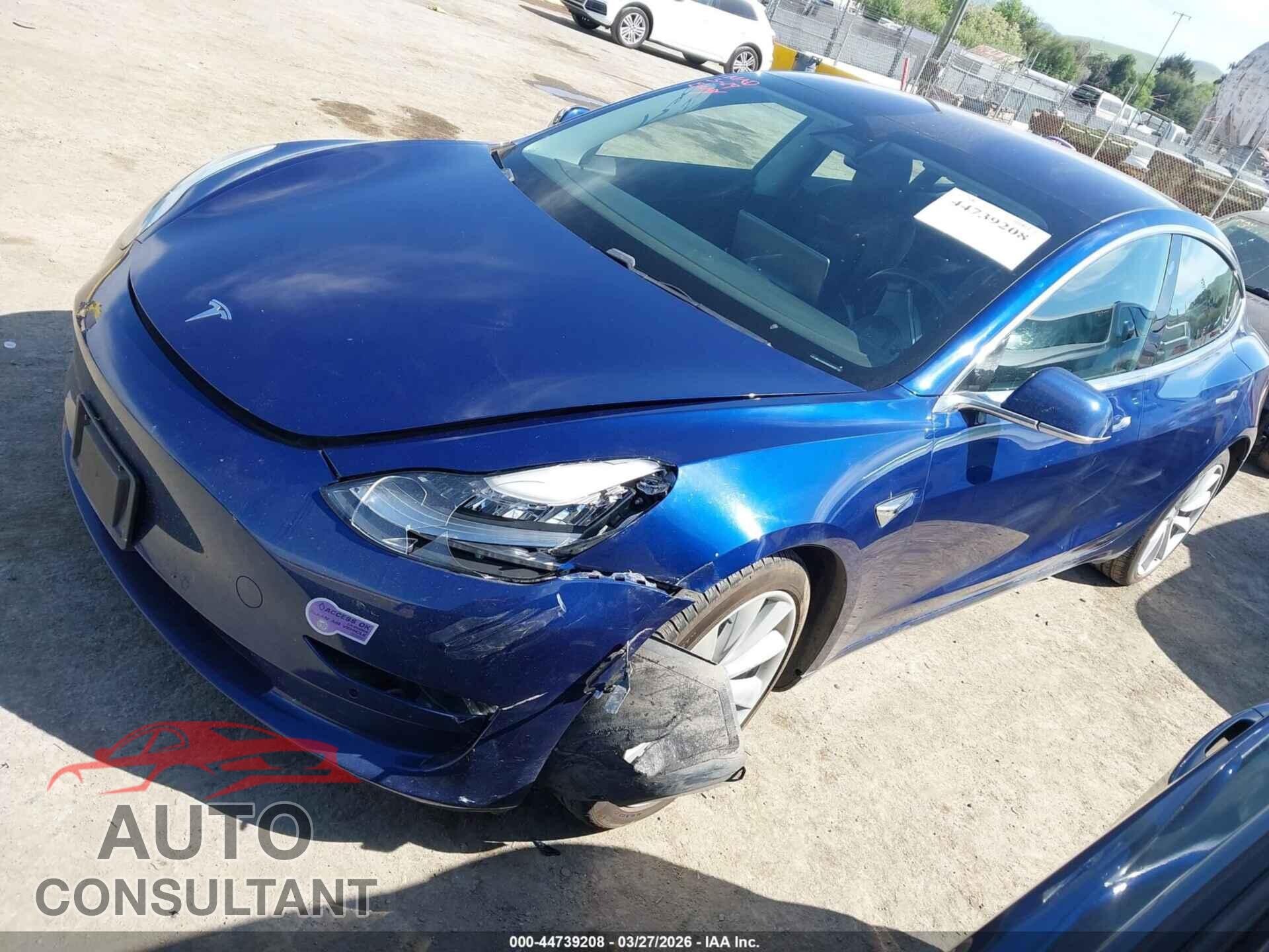 TESLA MODEL 3 2018 - 5YJ3E1EB8JF186131