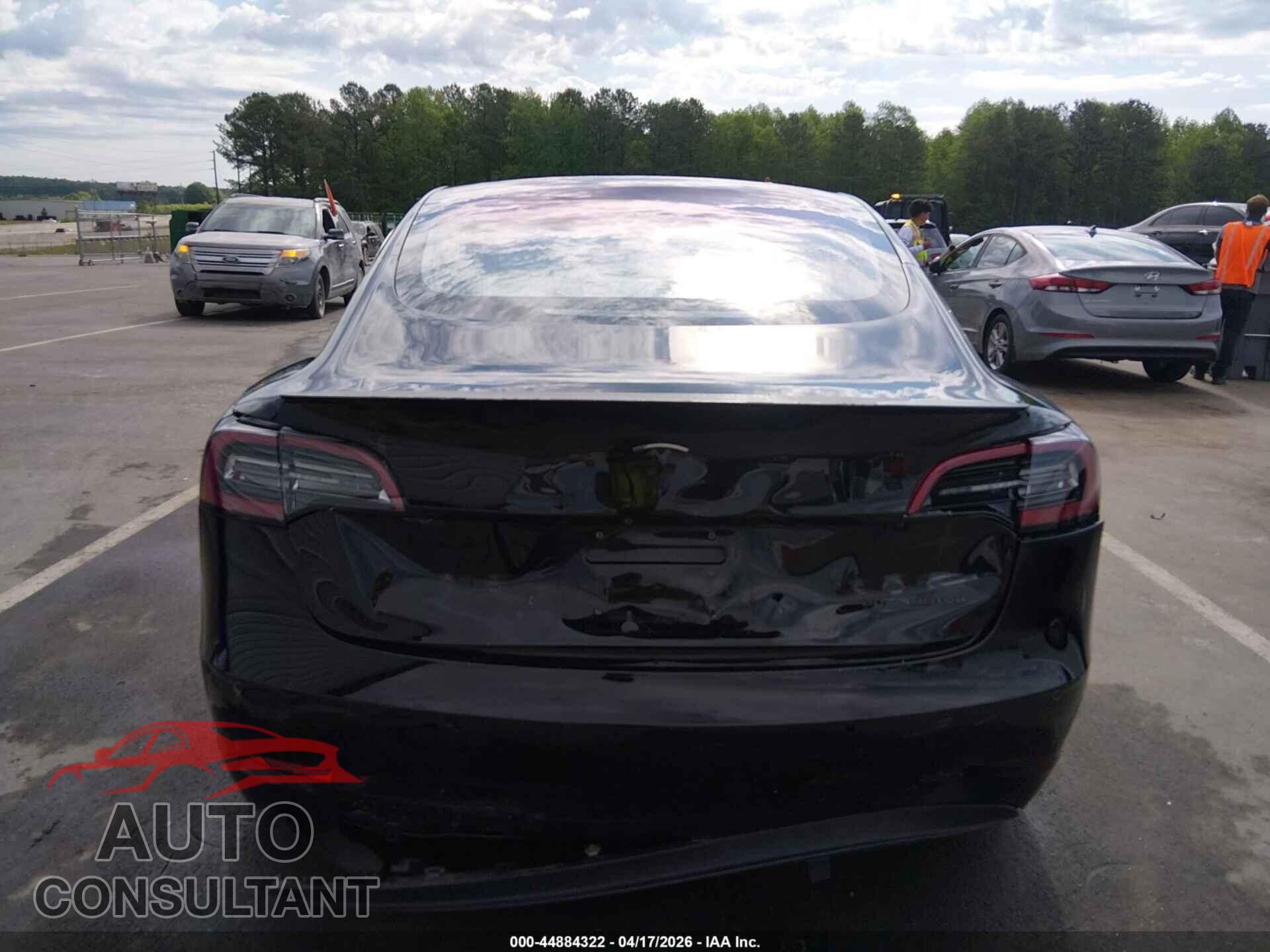 TESLA MODEL 3 2018 - 5YJ3E1EB7JF082309