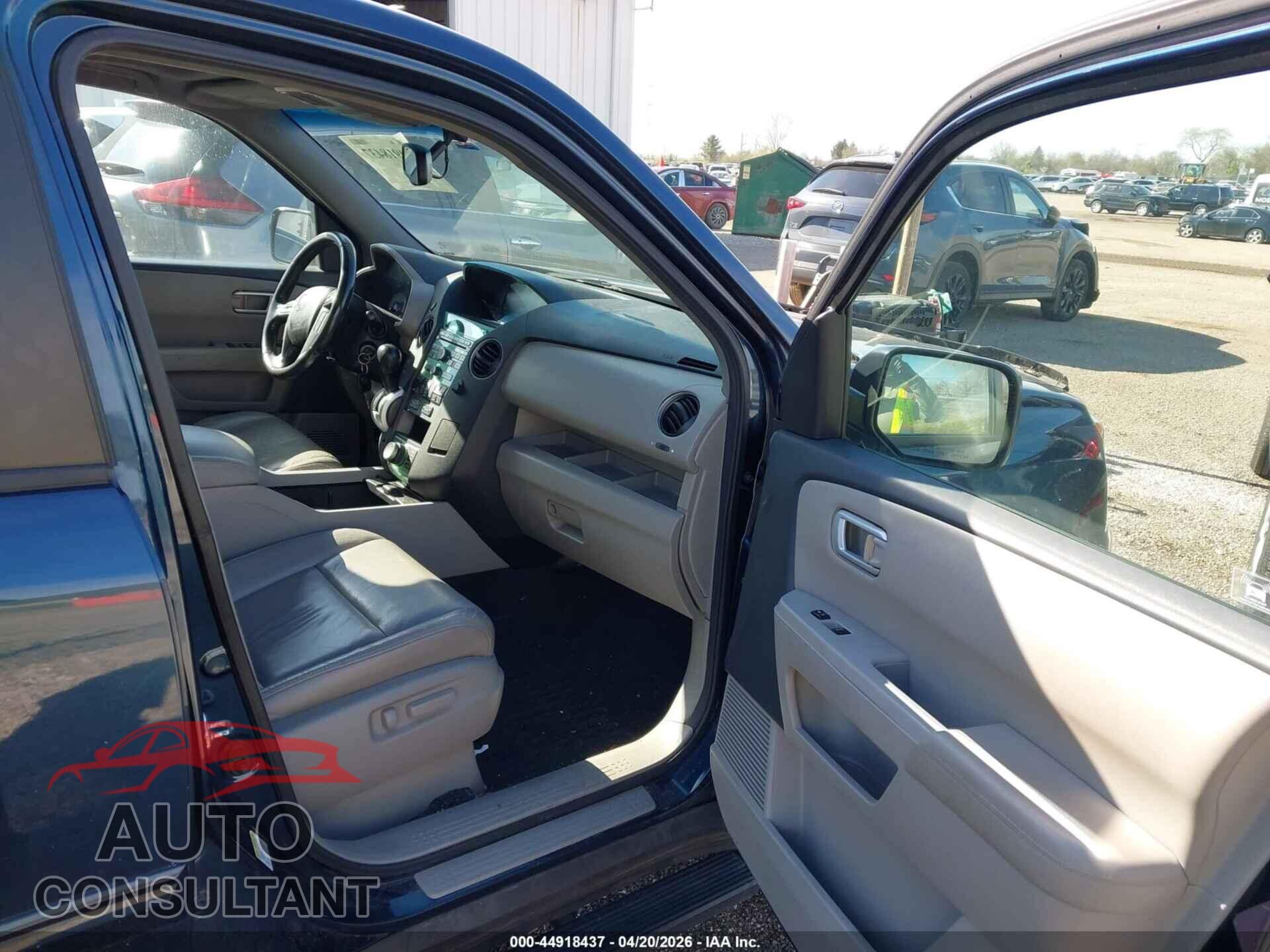 HONDA PILOT 2011 - 5FNYF4H77BB030370