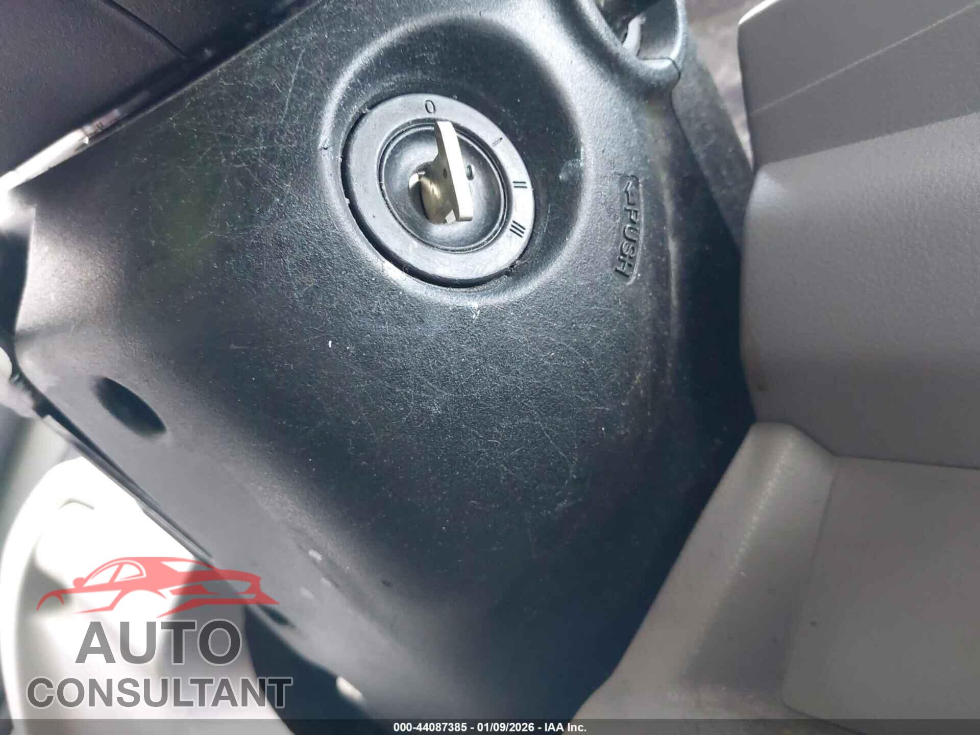 HONDA PILOT 2013 - 5FNYF3H24DB038444