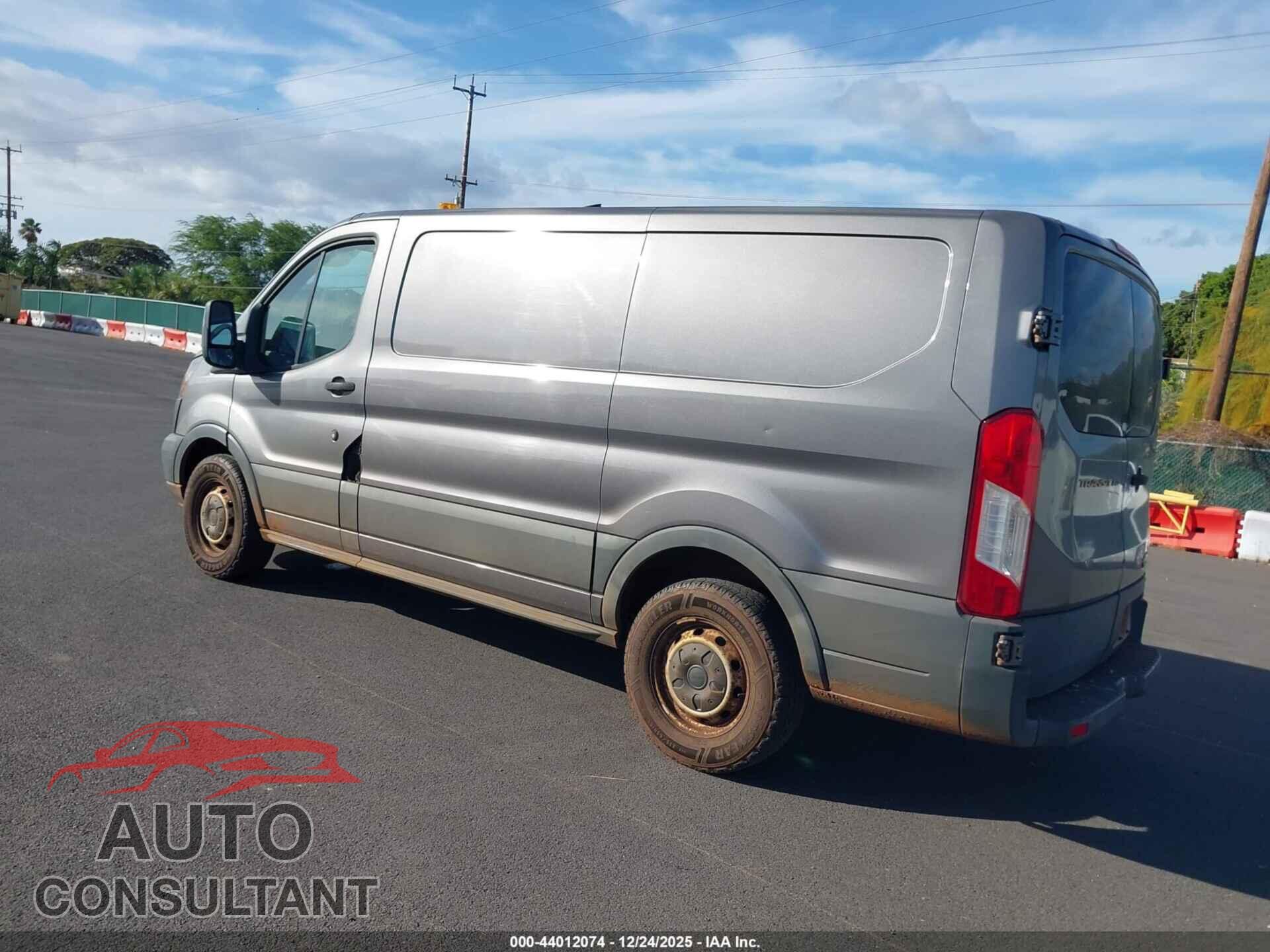 FORD TRANSIT-150 2015 - 1FTNE1YM6FKB19494