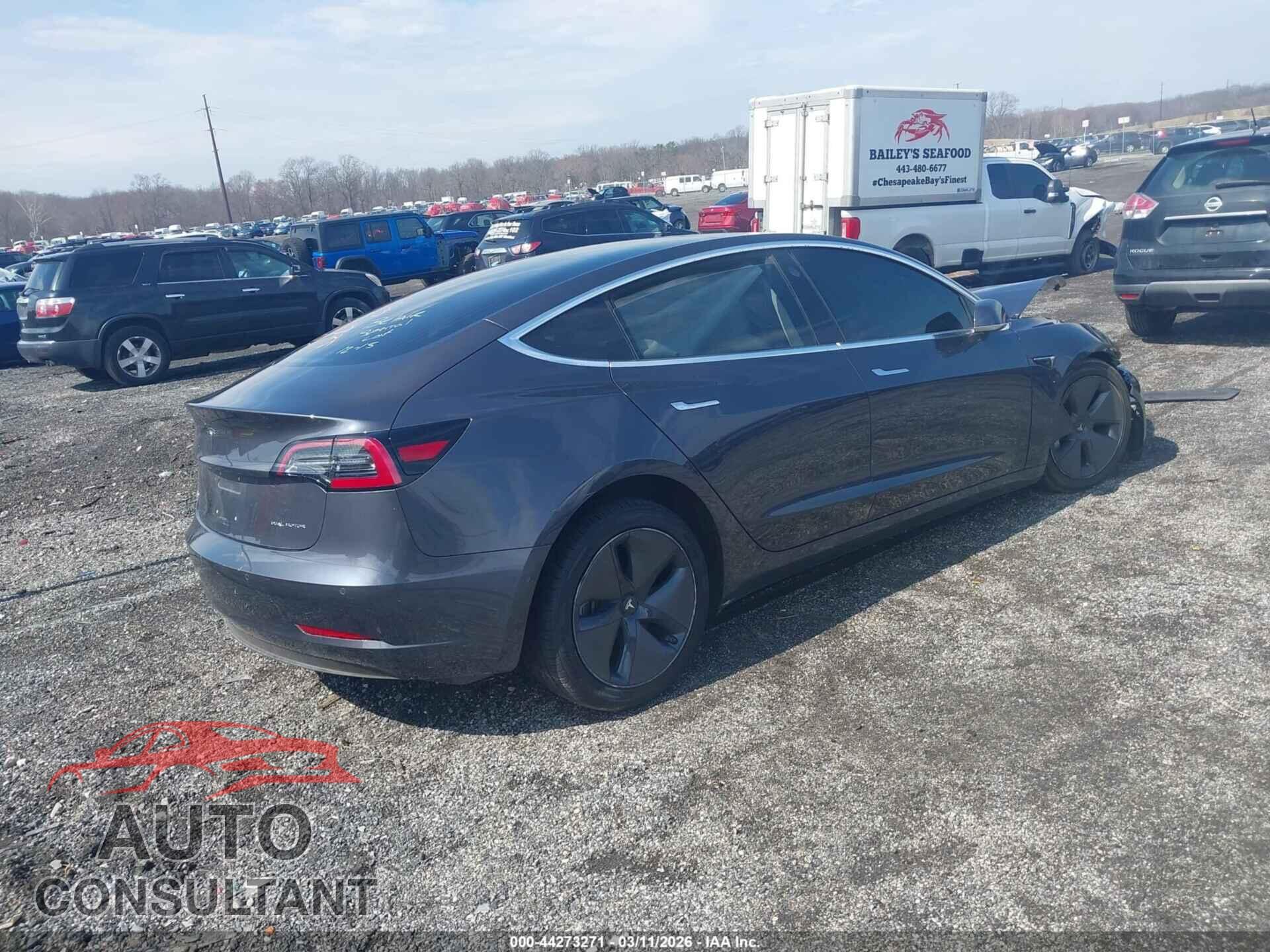 TESLA MODEL 3 2018 - 5YJ3E1EB5JF097102