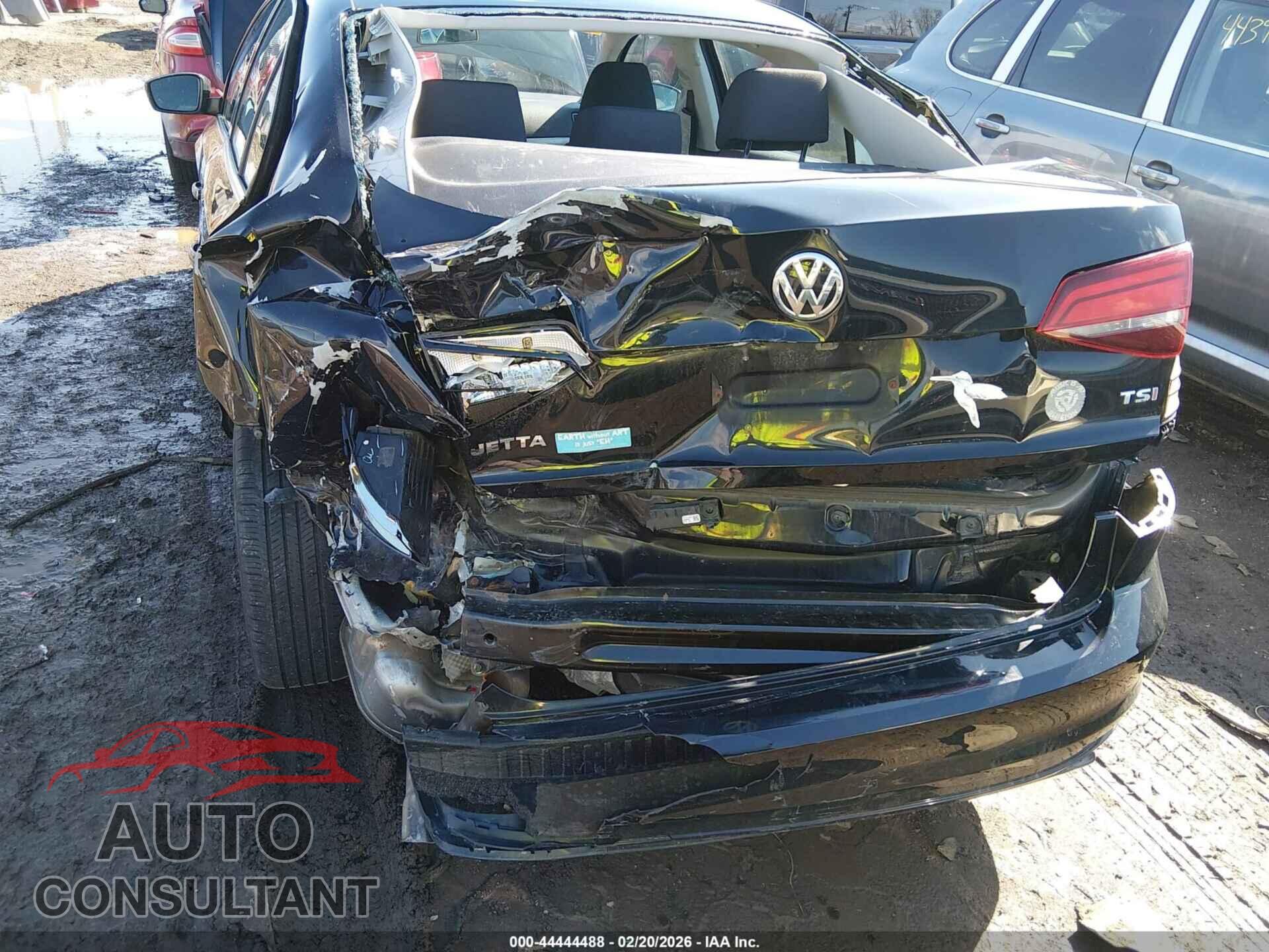 VOLKSWAGEN JETTA 2017 - 3VW2B7AJ0HM257586