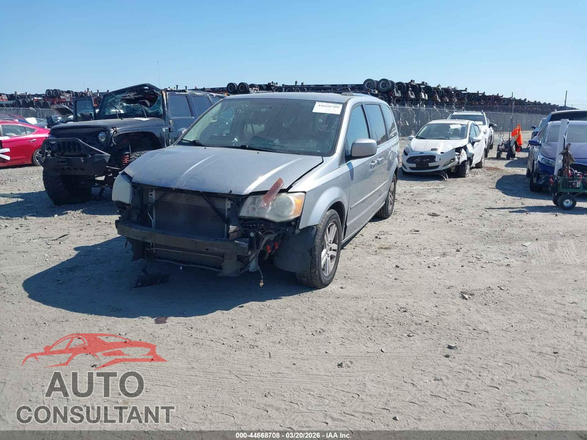 DODGE GRAND CARAVAN 2013 - 2C4RDGDG1DR546524